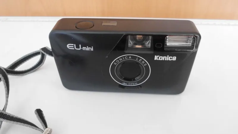 دوربین کمیاب KONICA EU-mini ژاپن اتومات