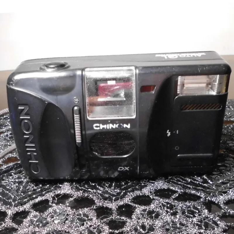 دوربین  chinonژاپنی تمام اتومات سالم