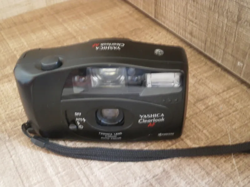YASHICA Clearlook AF