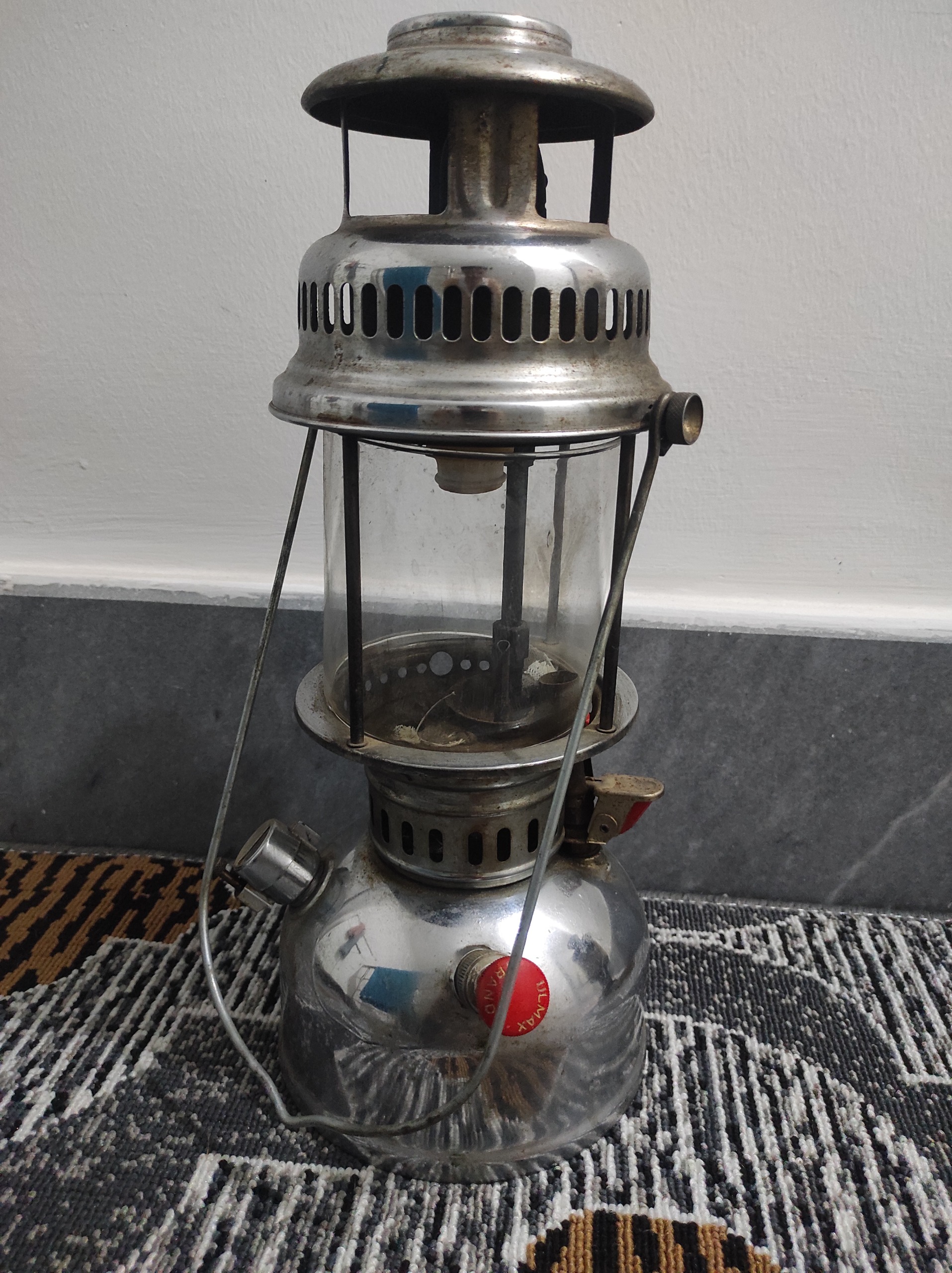 چراغ زنبوری کلمکس کانادا