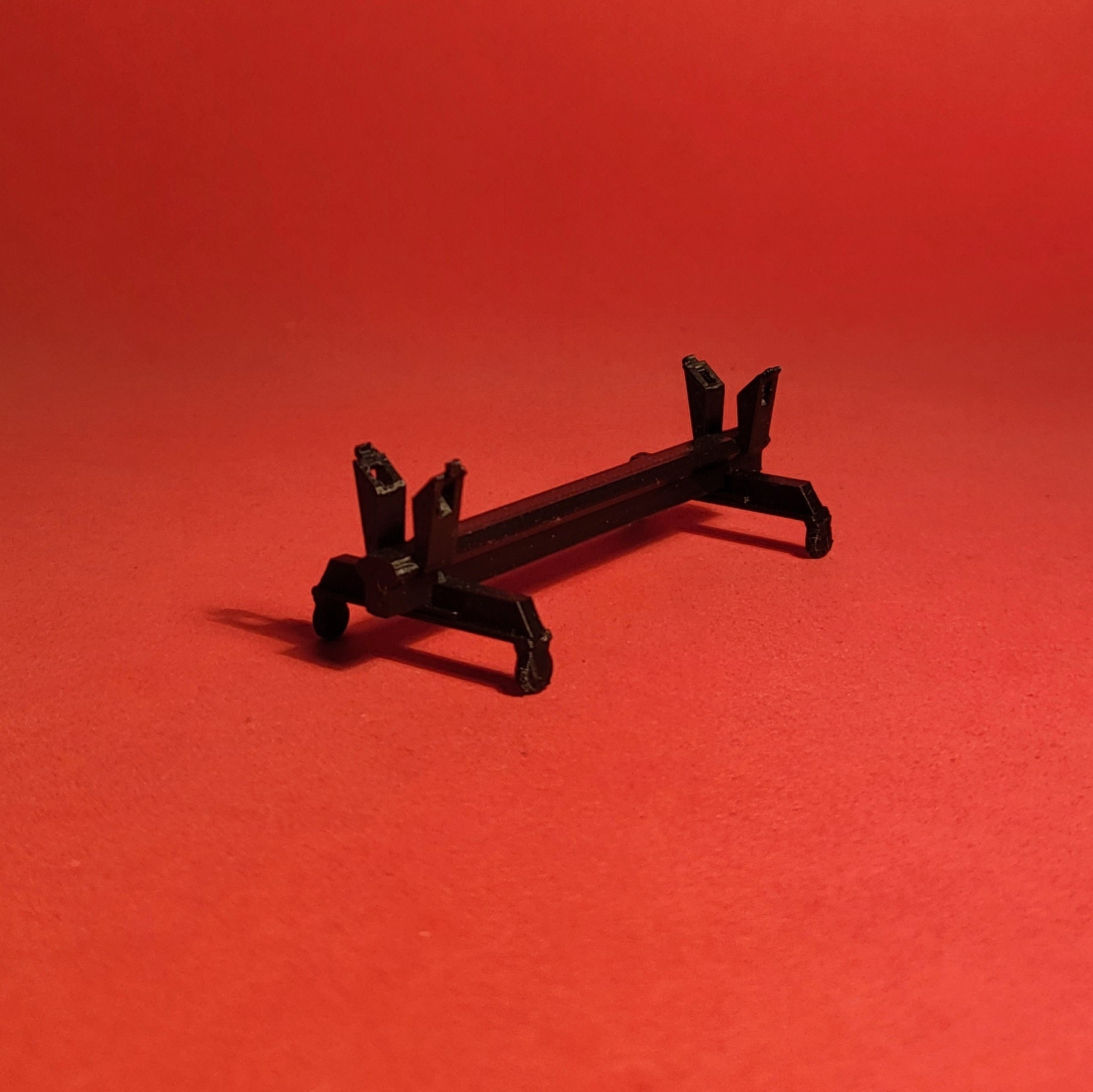 ماکت پایه نگه دارنده موشک