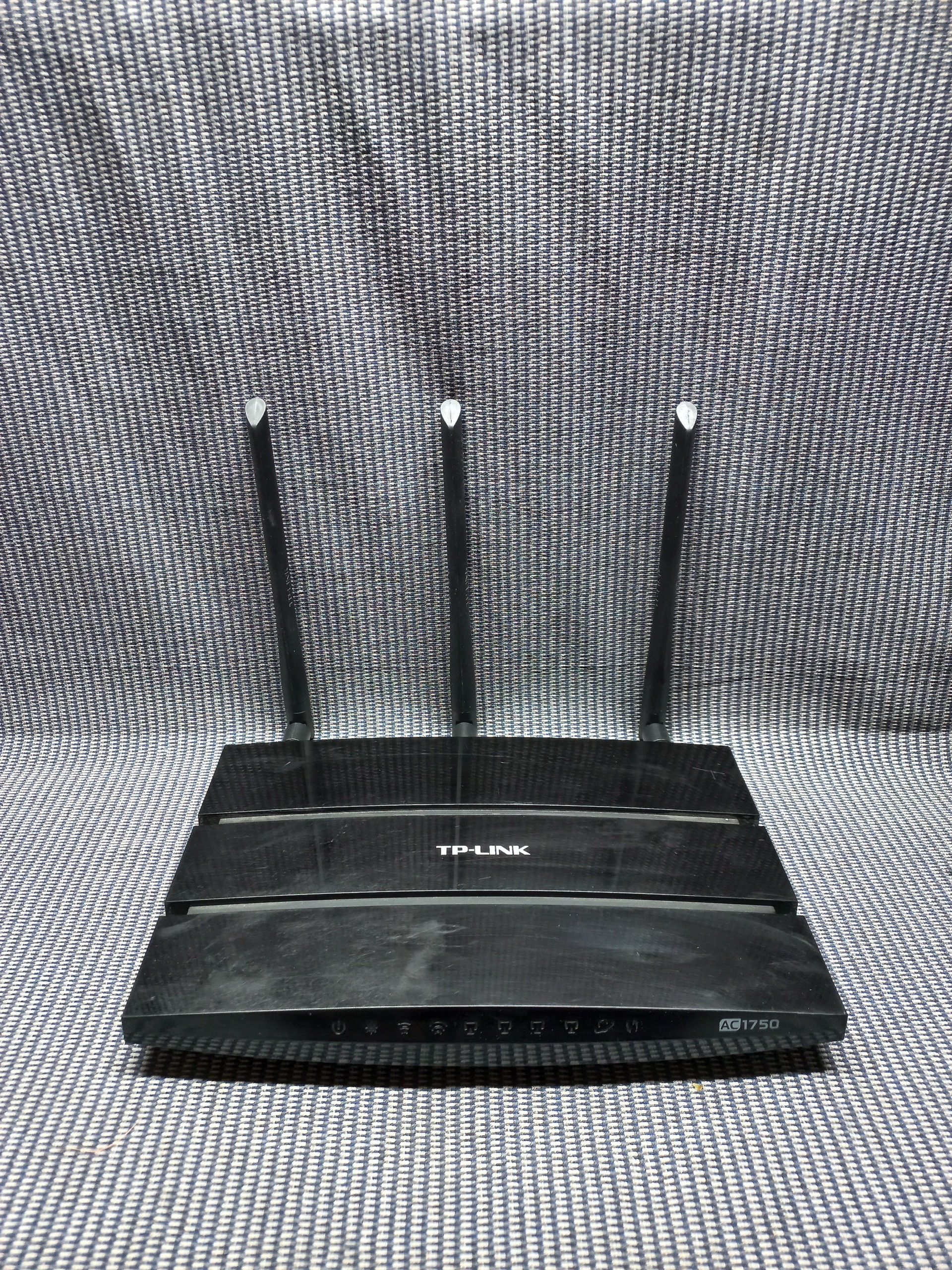 روترحرفه ای دوباند بیسیم تی پی لینک 3آنتن AC1750