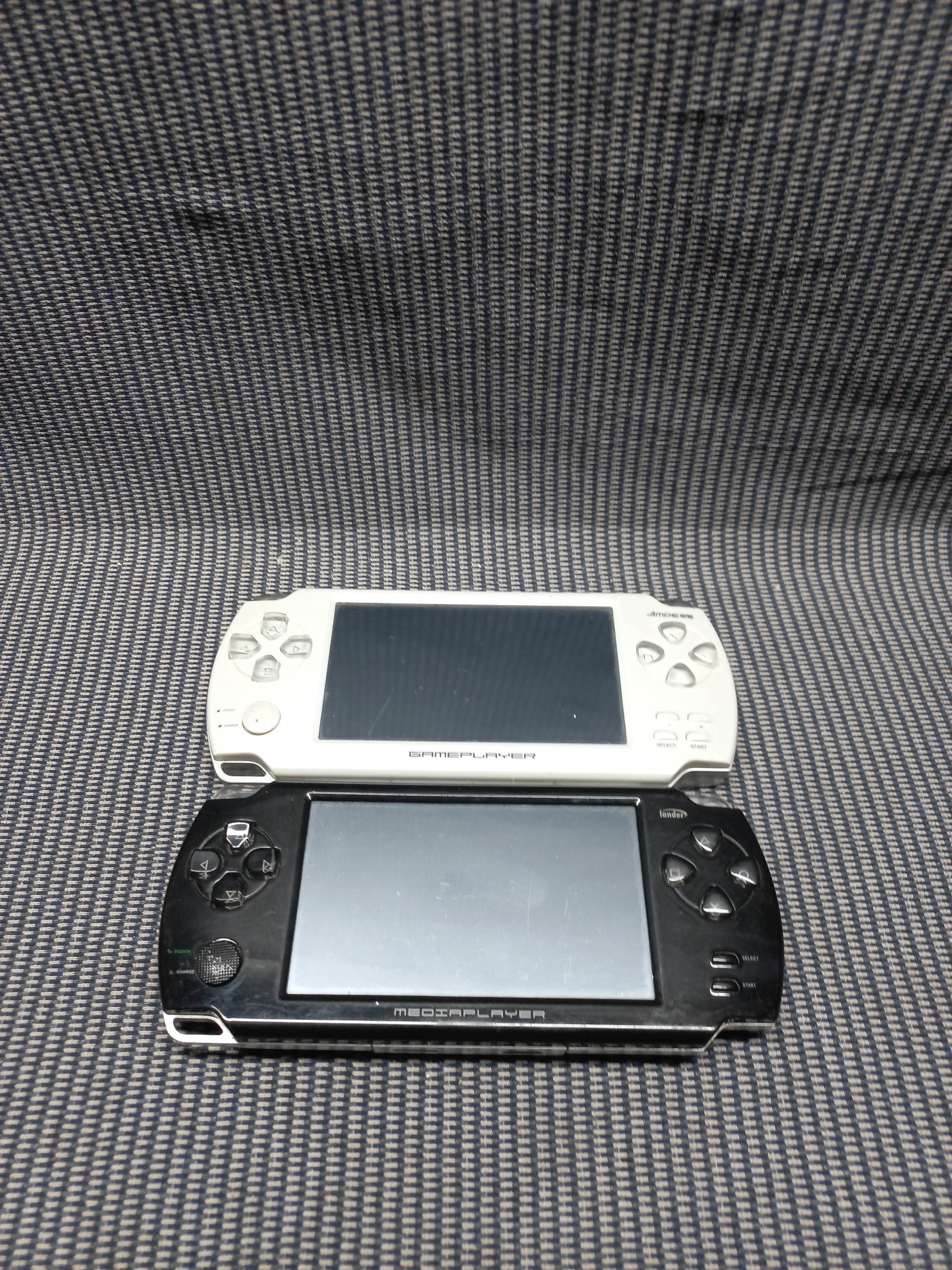 2عدد کنسول بازی دستی PSP طرح کپی دوعدد باهم