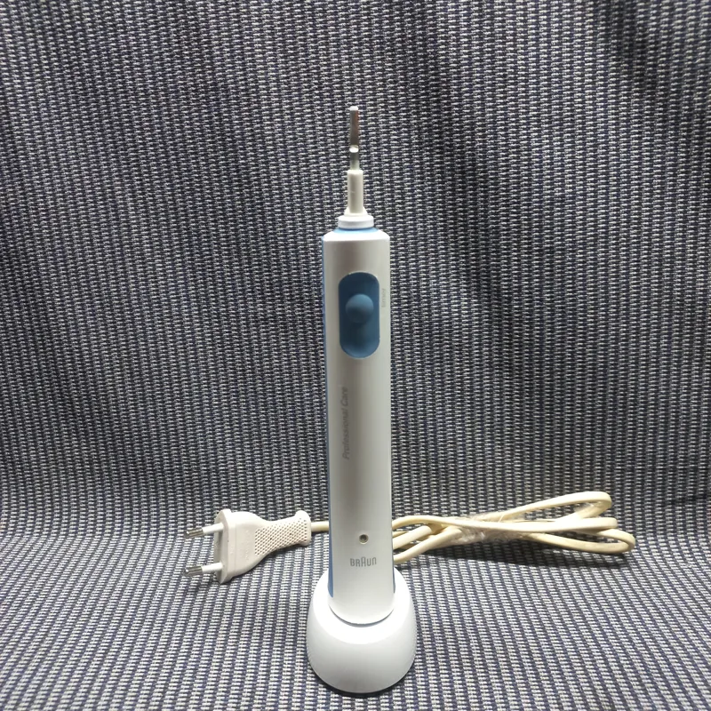 مسواک برقی اورال بی براون اصلی ساخت آلمان