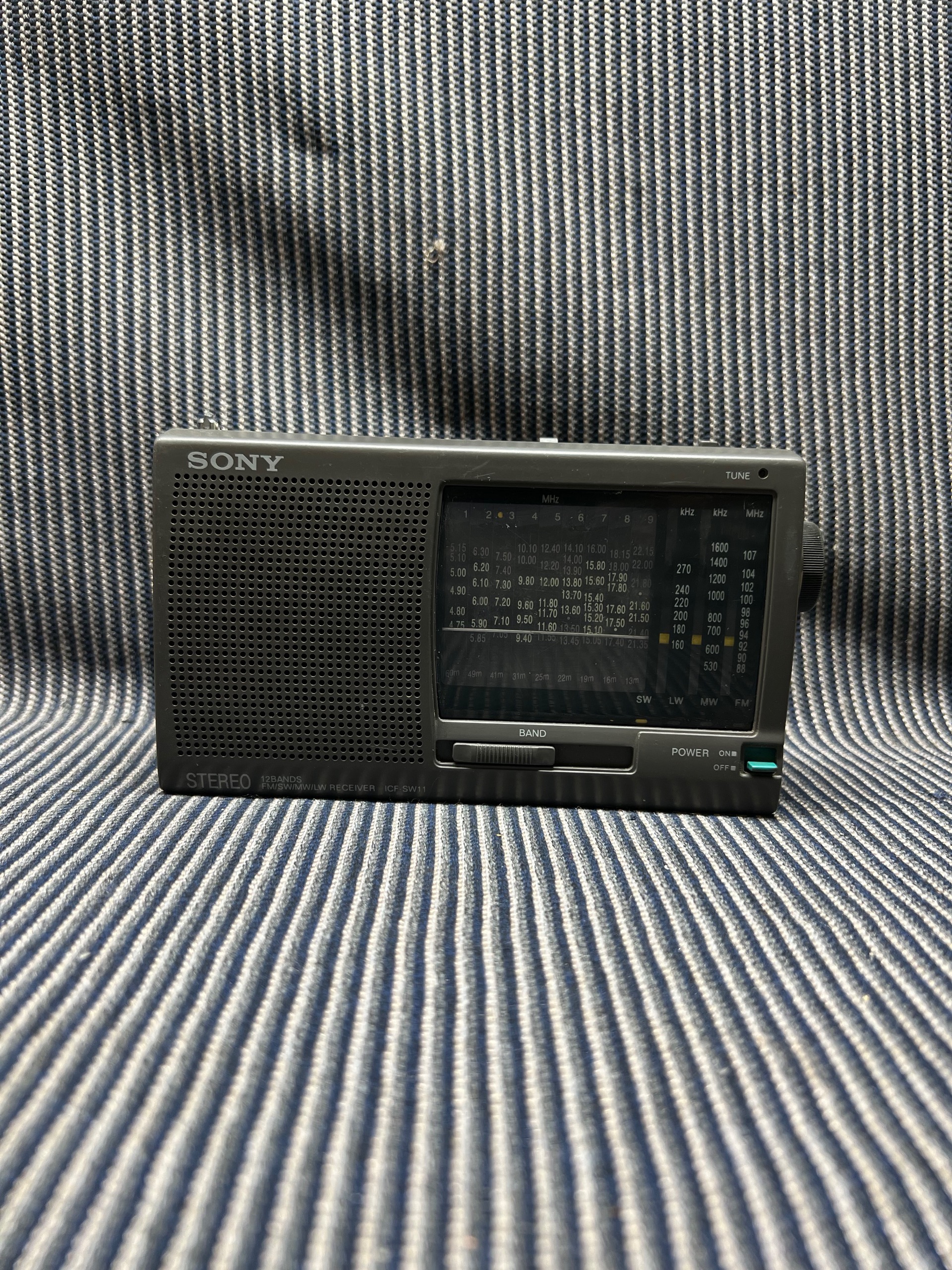 رادیو سونی ICF-SW11 توضیحات مهم ساخت ژاپن