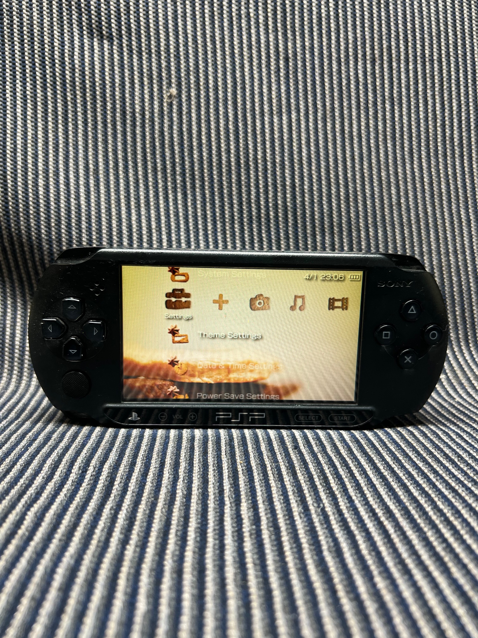 PSP Street پی اس پی استریت سالم و تمیز