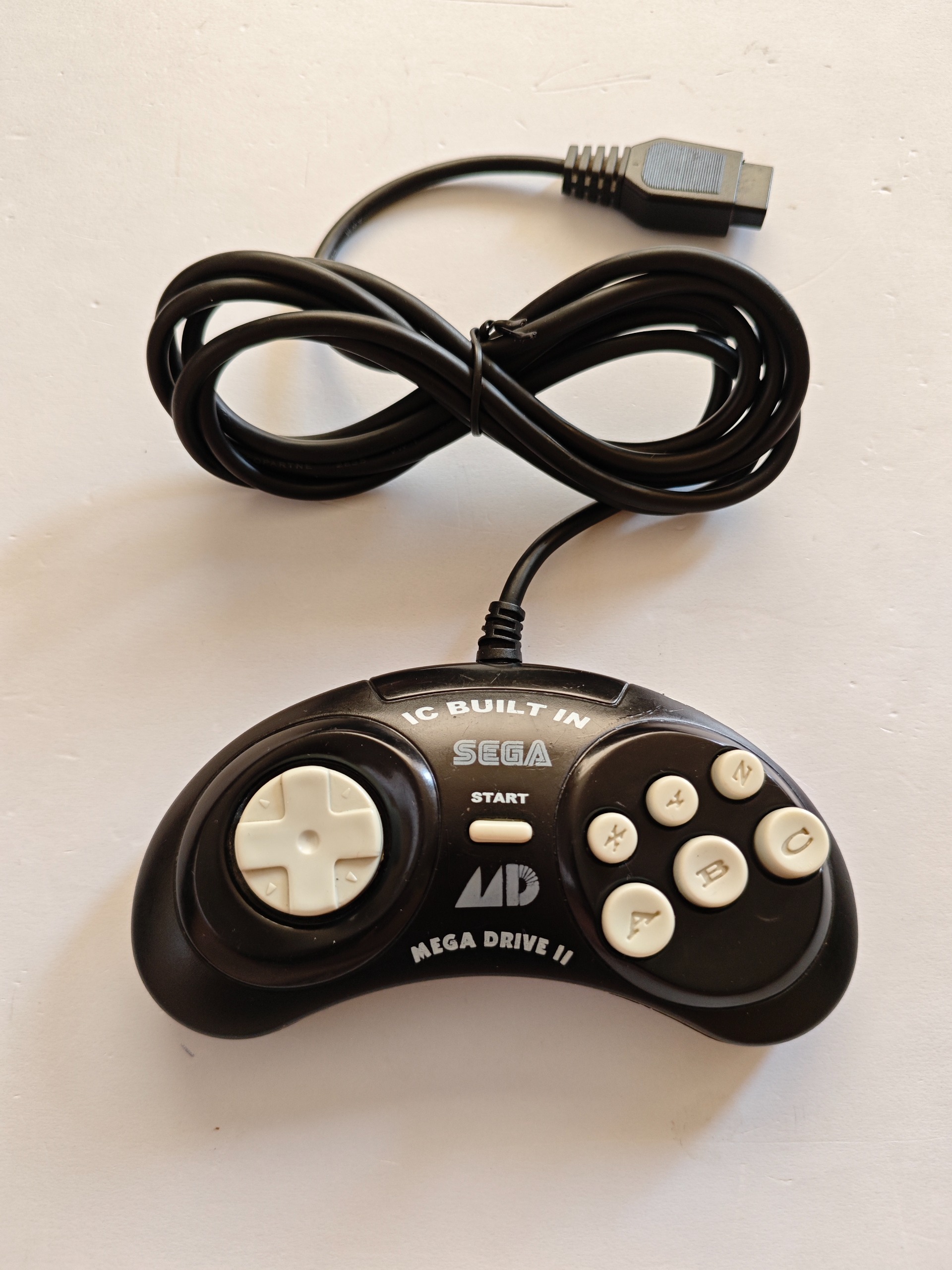 دسته سگا قدیمی آی سی پایه دار