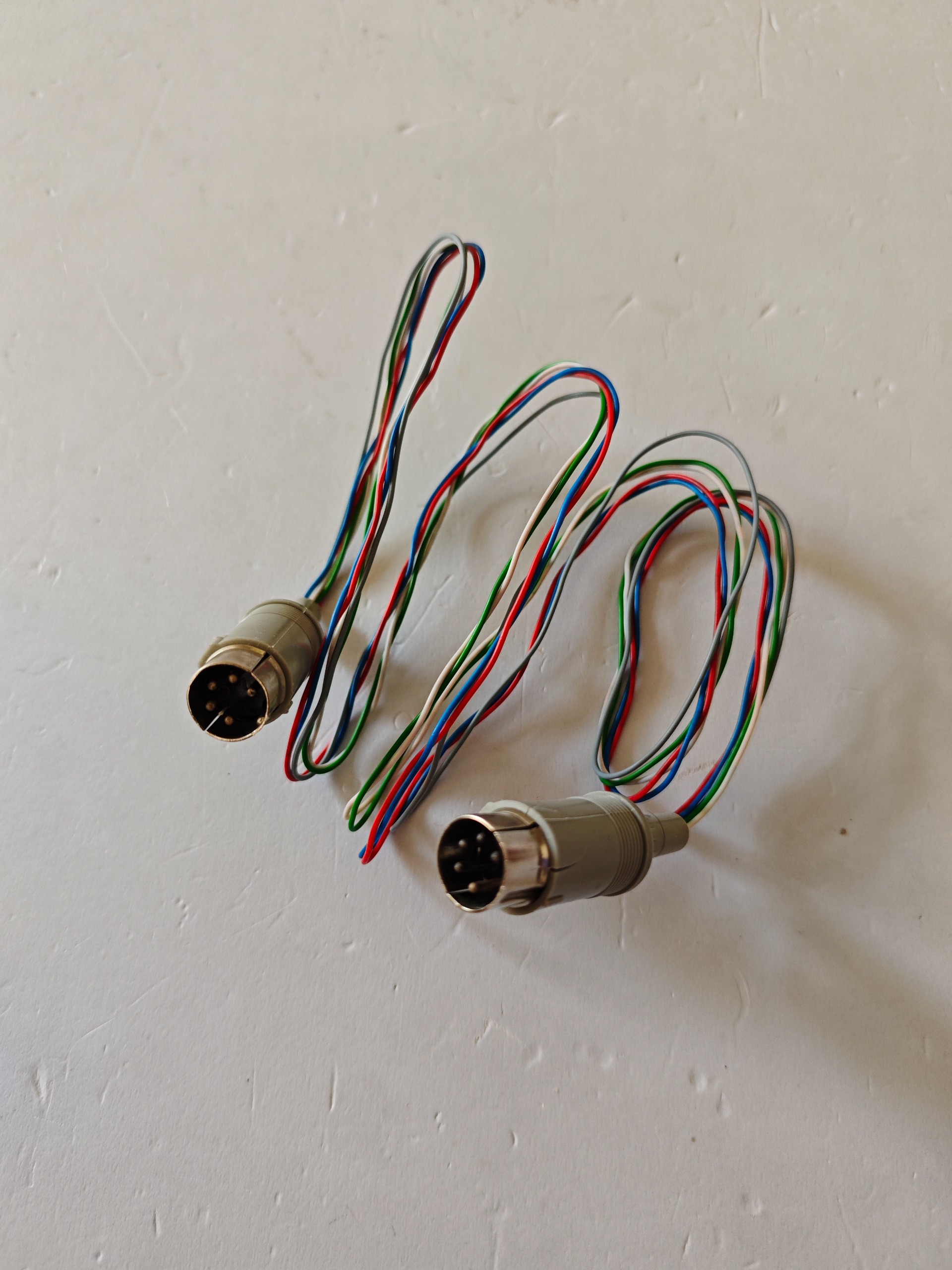 کابل سریال اصلی کمودور 64 Commodore