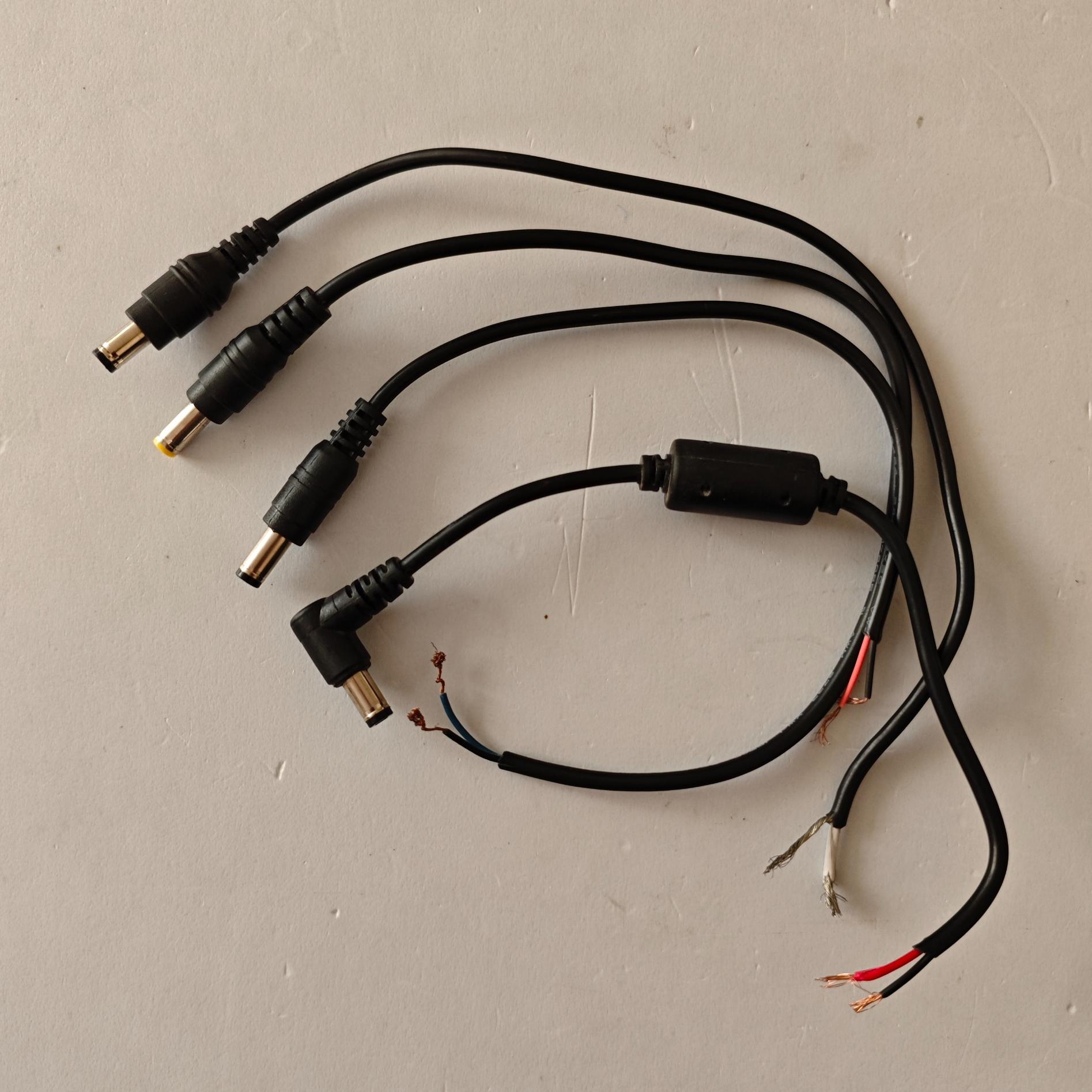 4 عدد فیش و کابل آداپتور