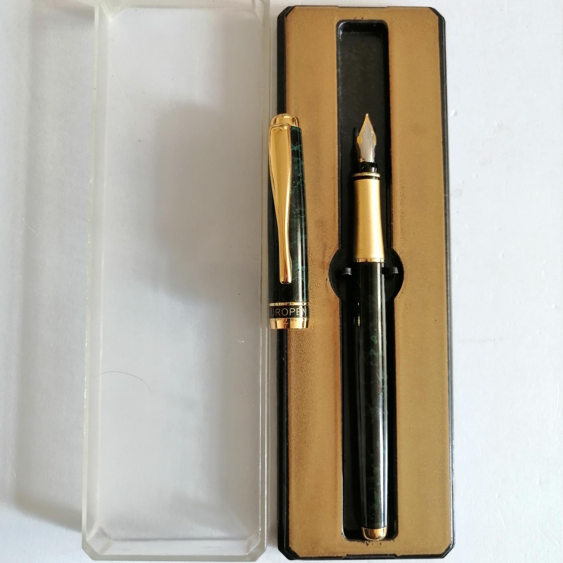 خودنویس یوروپن UROPEN با جعبه