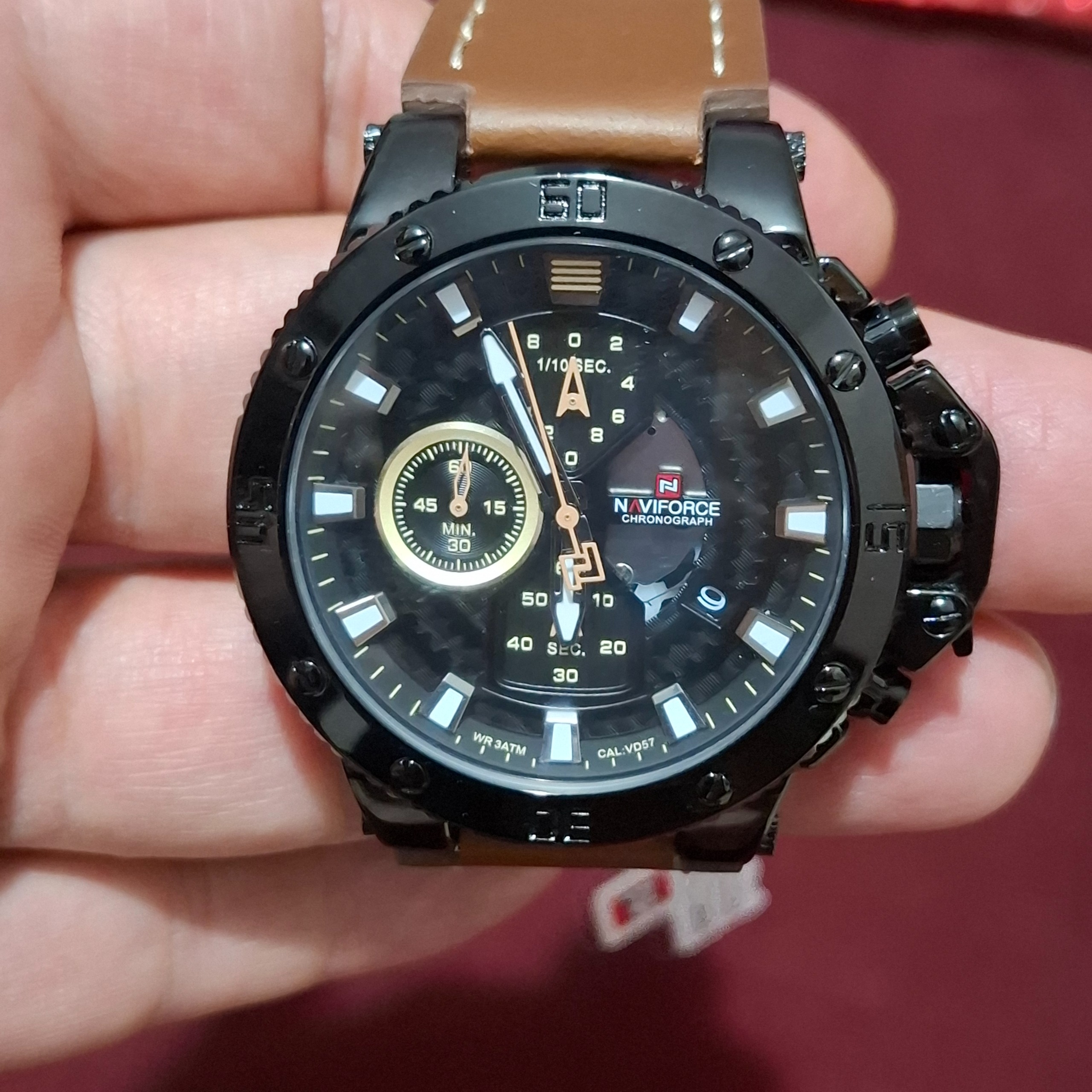 ساعت بینظیرNaviforce  کد9159 سه موتوره کرنوگراف