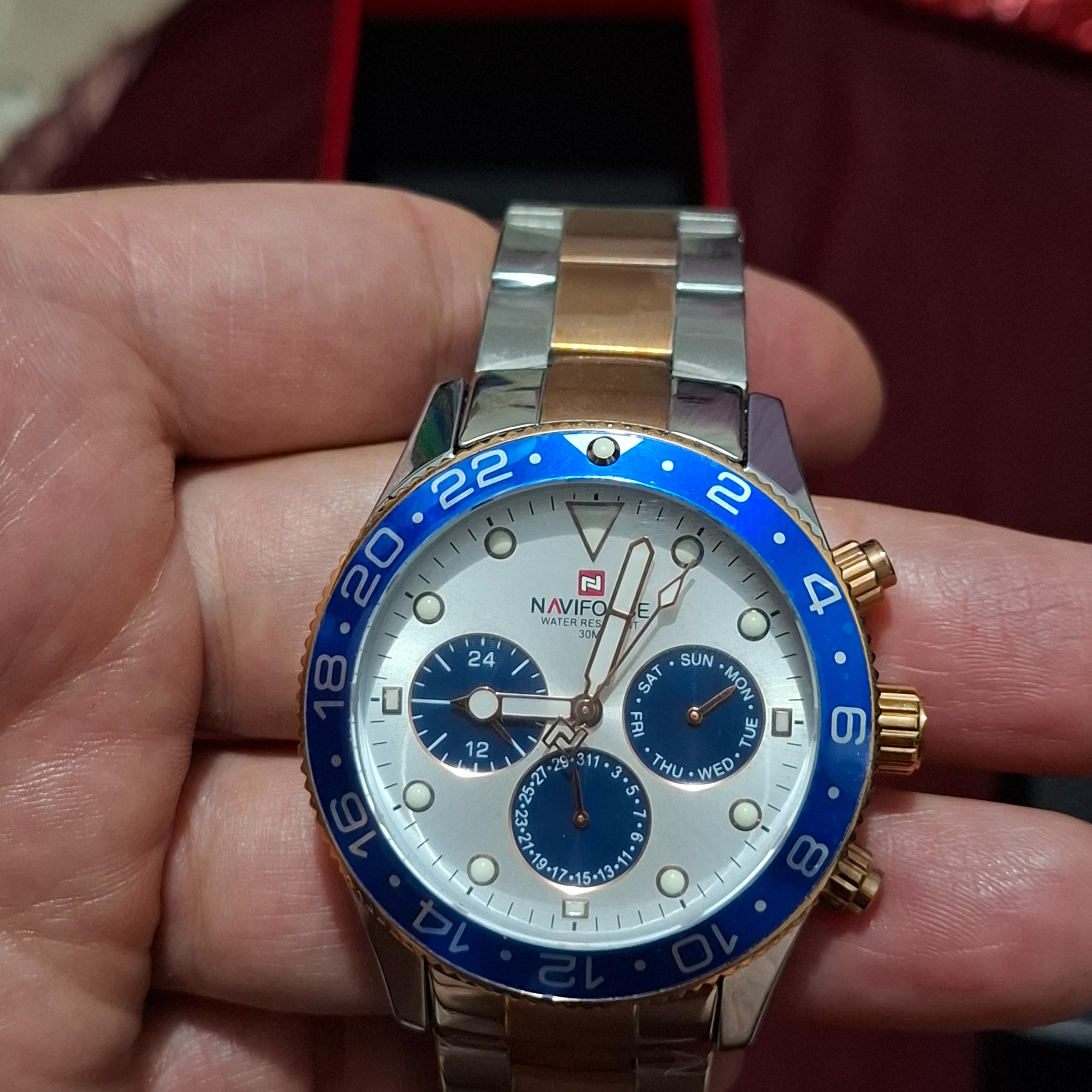 ساعت بینظیرNaviforce  کد9147 چهارموتوره کرنوگراف