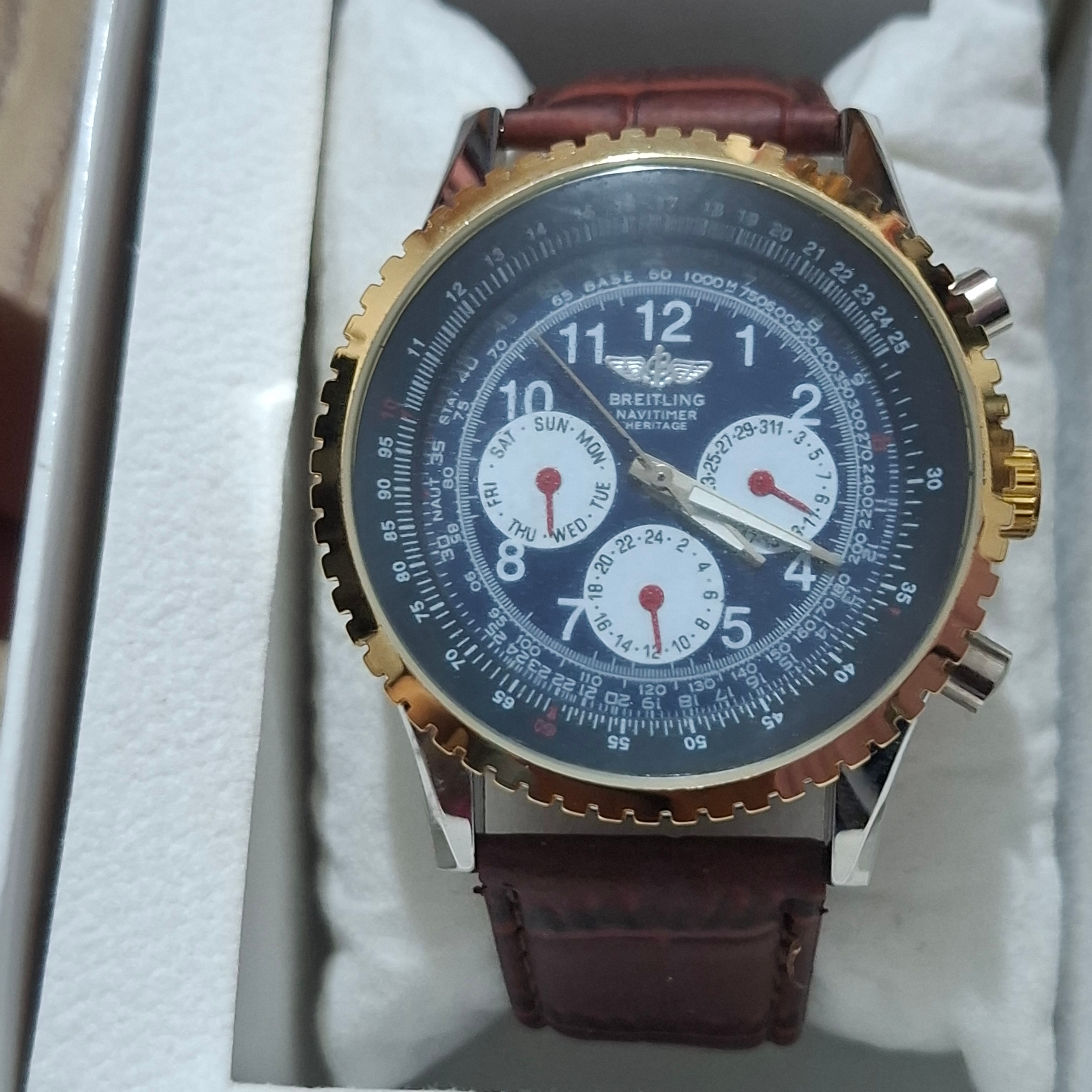 مزایده ساعت BREITLING طرح سه موتوره خلبانی