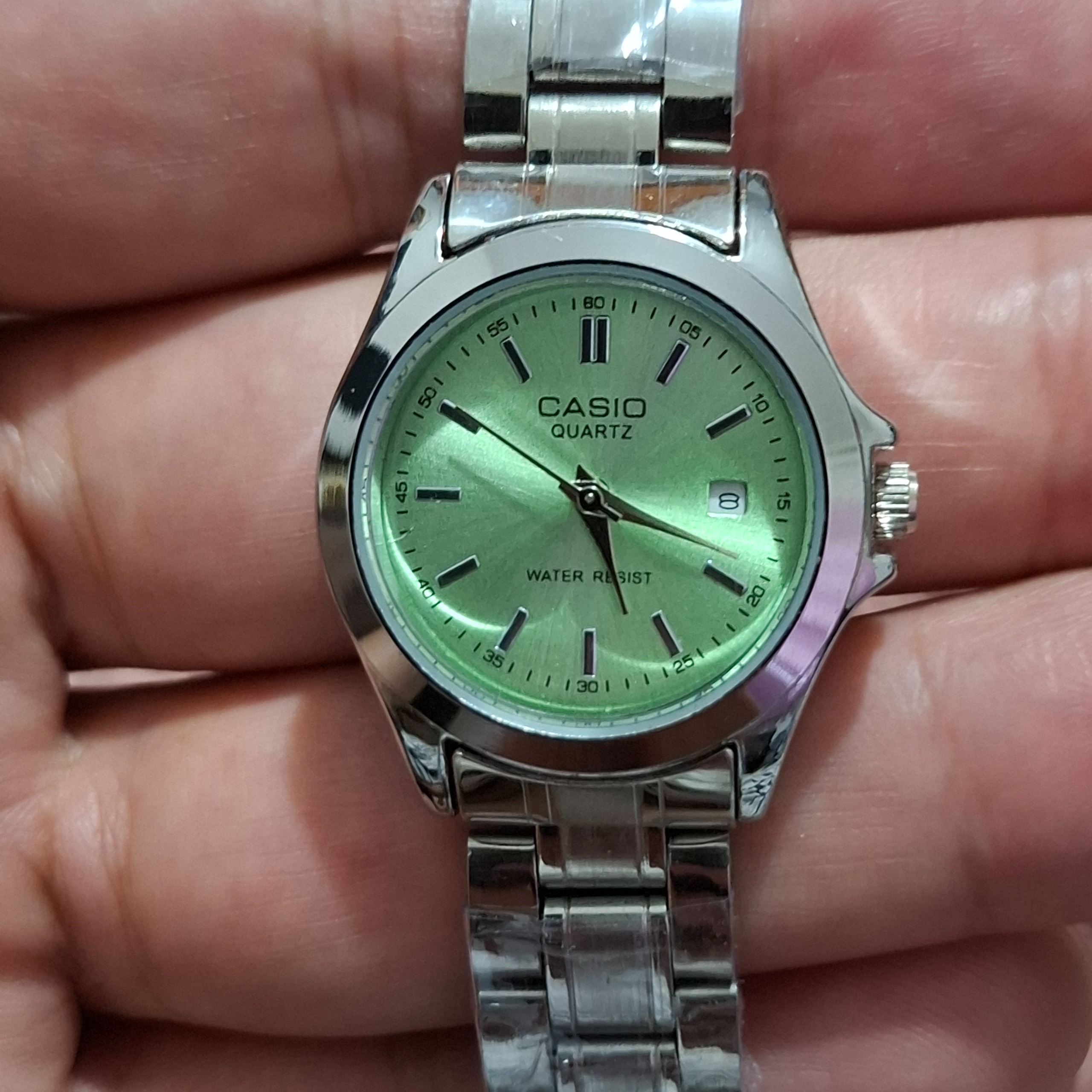 مزایده ساعت فوق العاده زیبای casio کوارتزژاپن