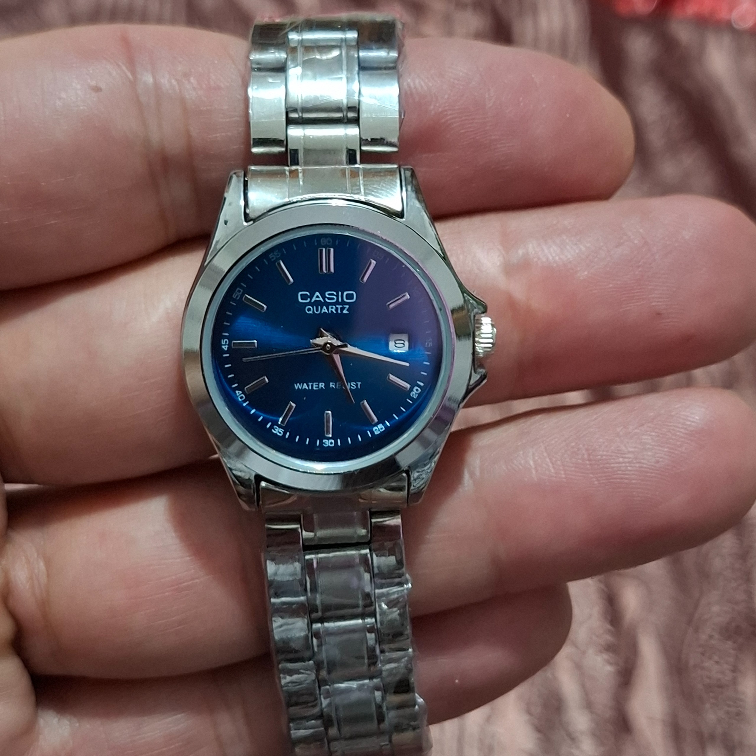 مزایده ساعت فوق العاده زیبای Casioکوارتزژاپن