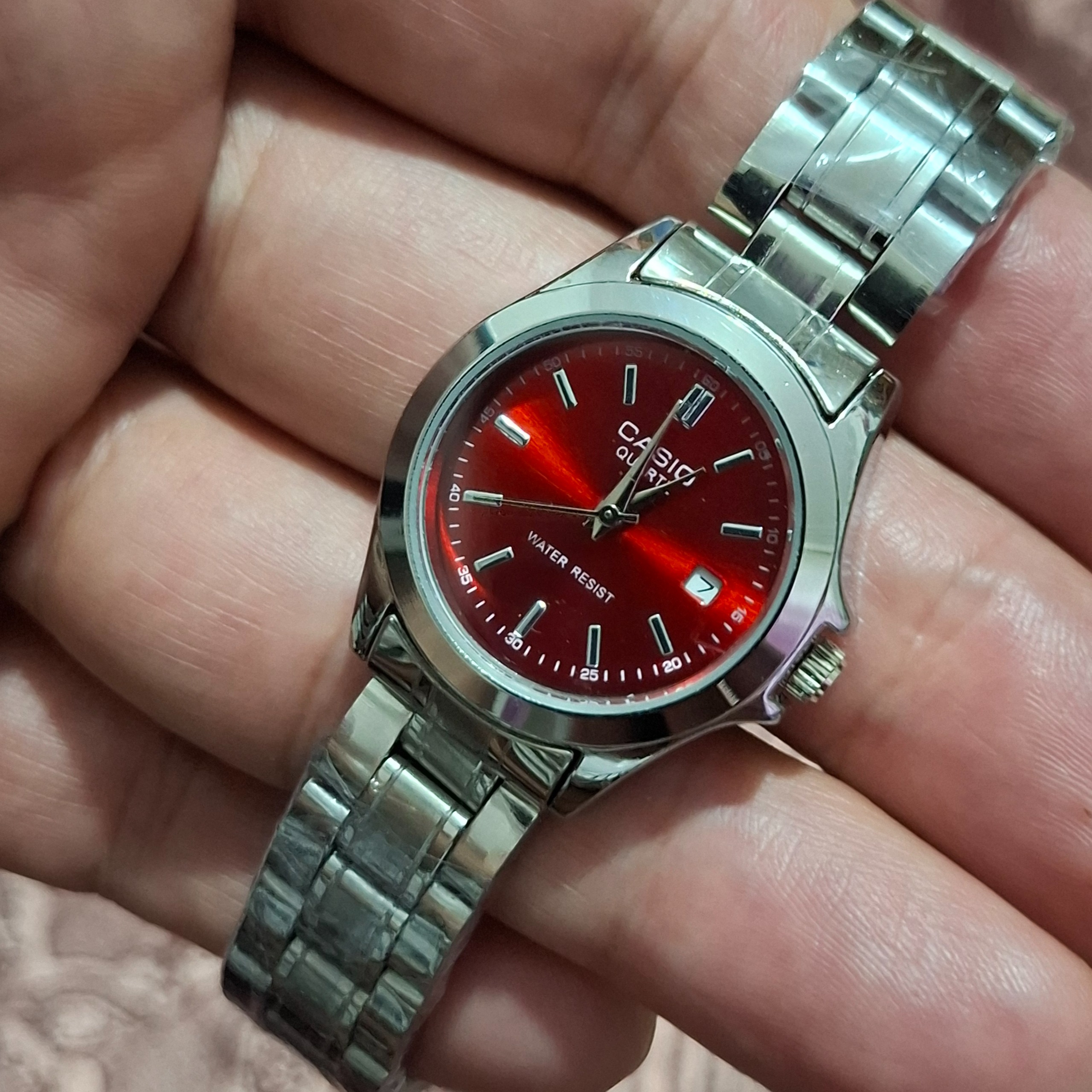 مزایده ساعت فوق العاده زیبای Casioکوارتزژاپن