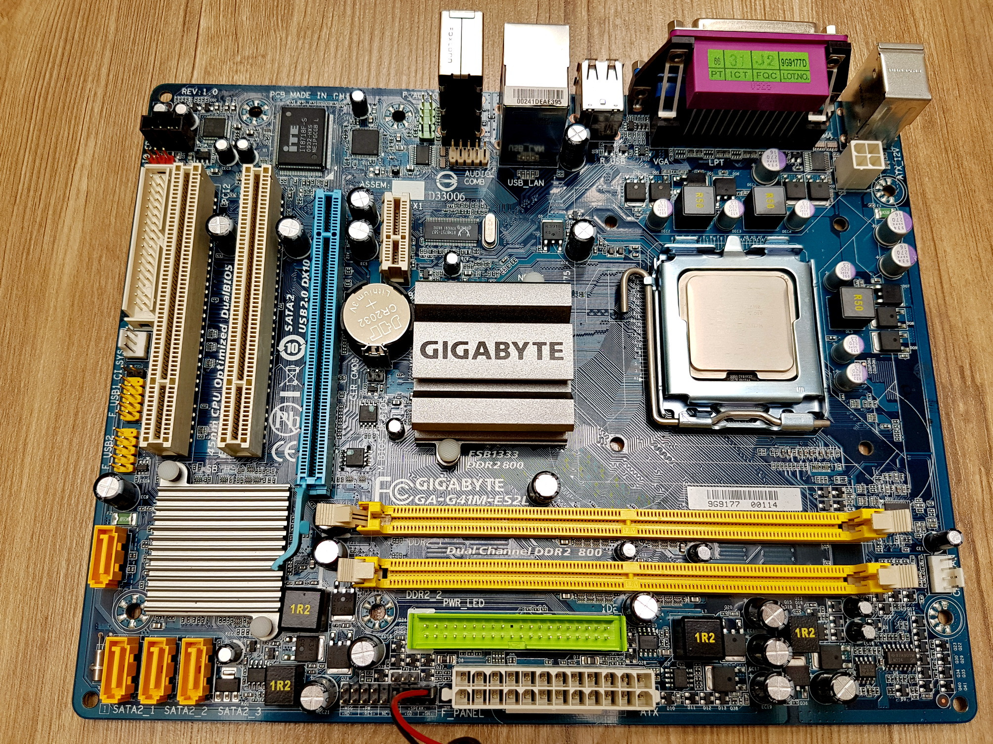 باندل Cpu QUAD Q8300 GIGABYTE G41M-ES2L