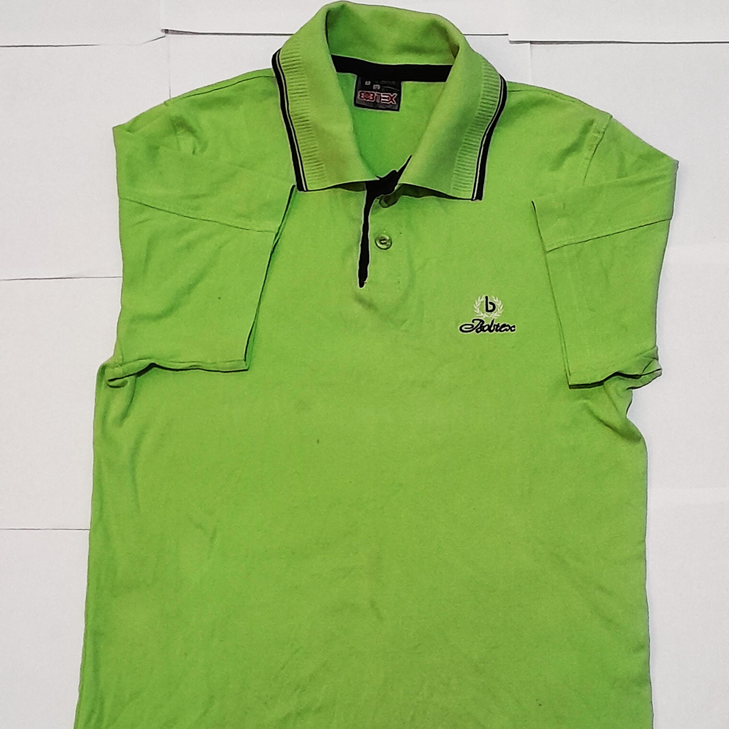 تی شرت سبز مردانه سایز M طرح 2 دکمه برند BOBtex