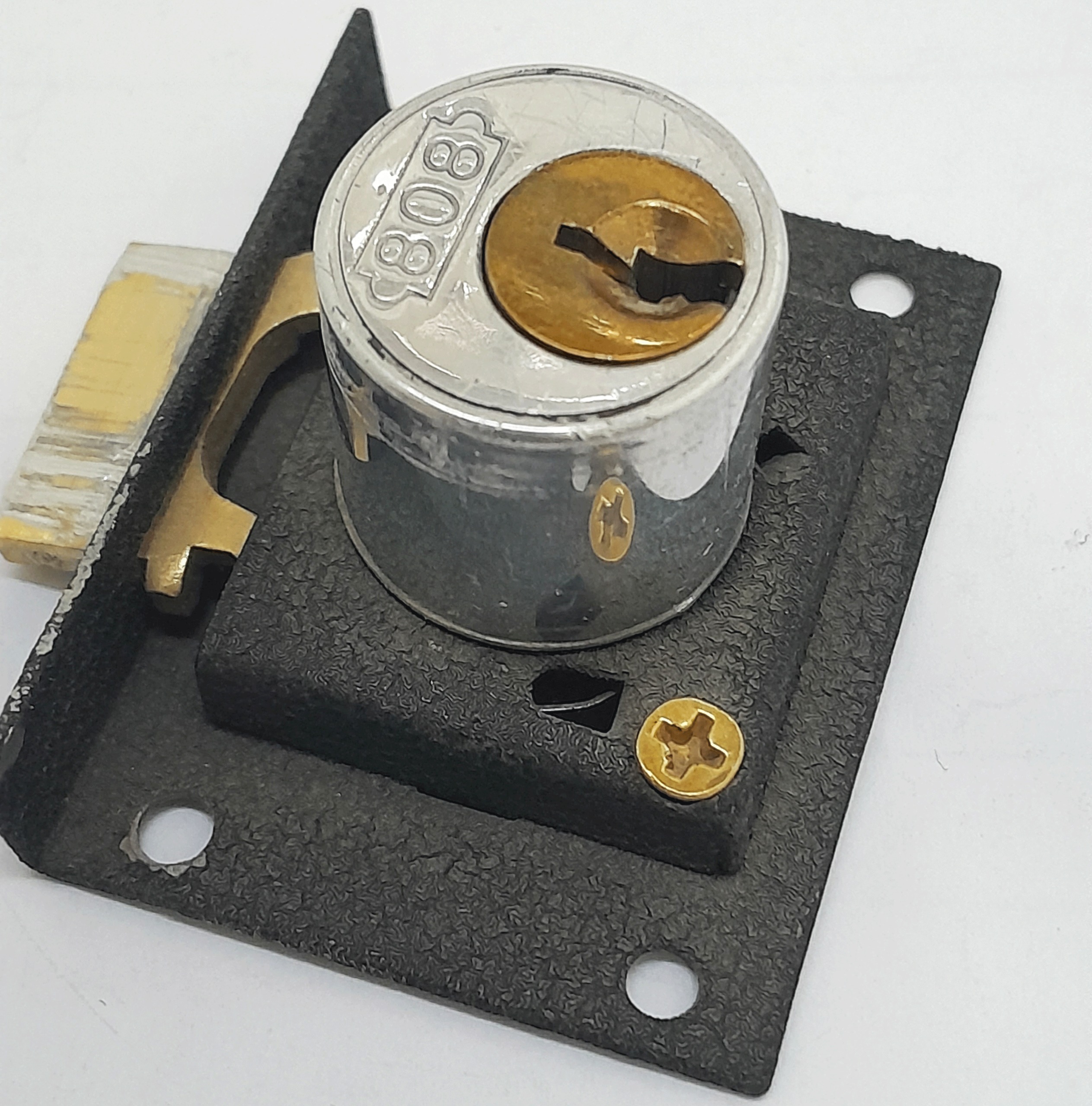 دو عدد قفل کایبنت،درب کمد دو مدل ( 8080 و SWALLOW)