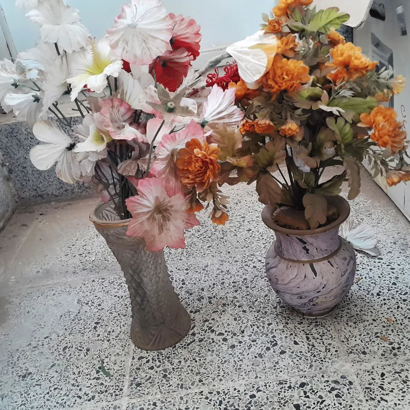 مزایده دوعدد گلدان قدیمی