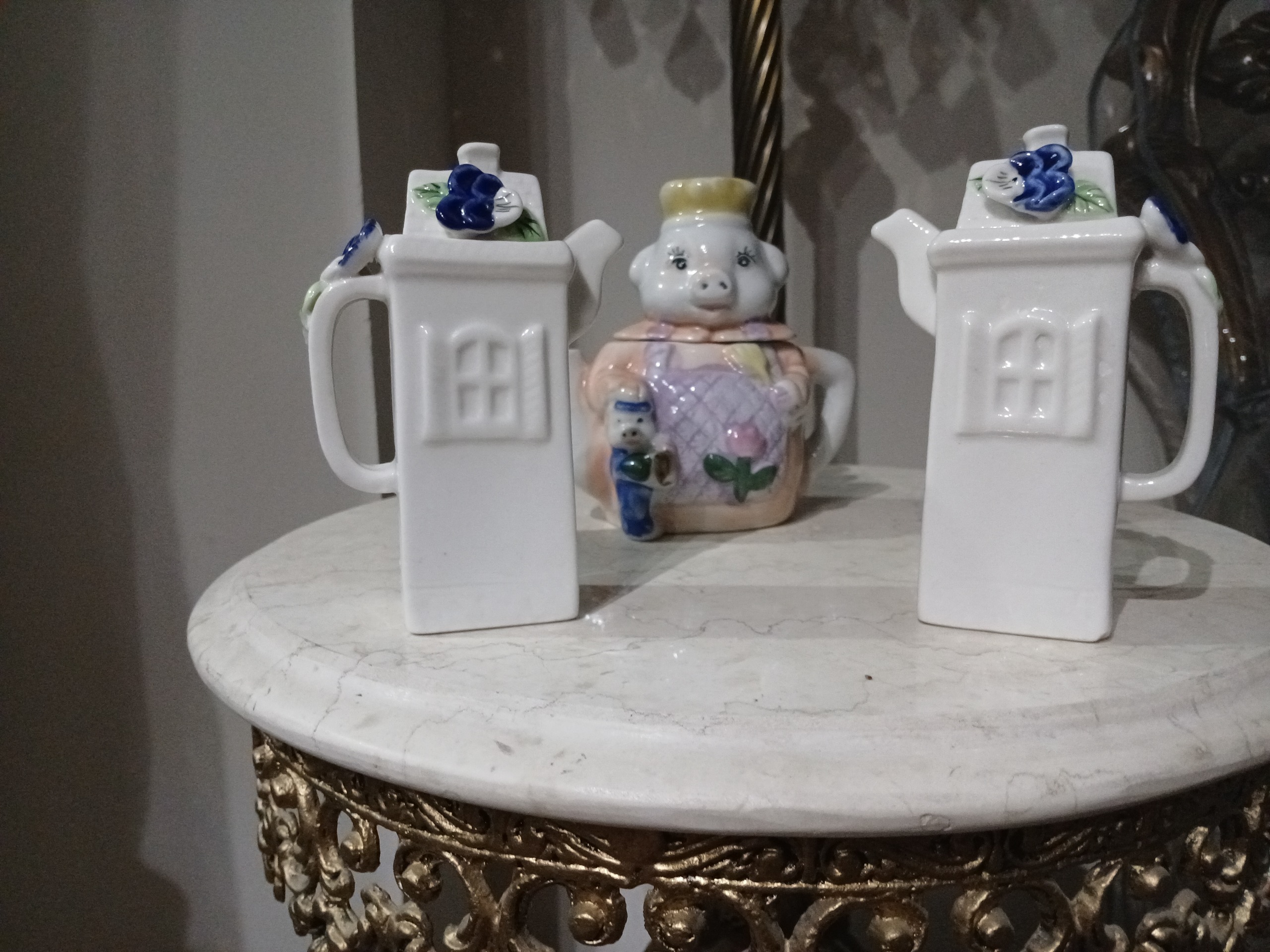 قوری فانتزی قدیمی