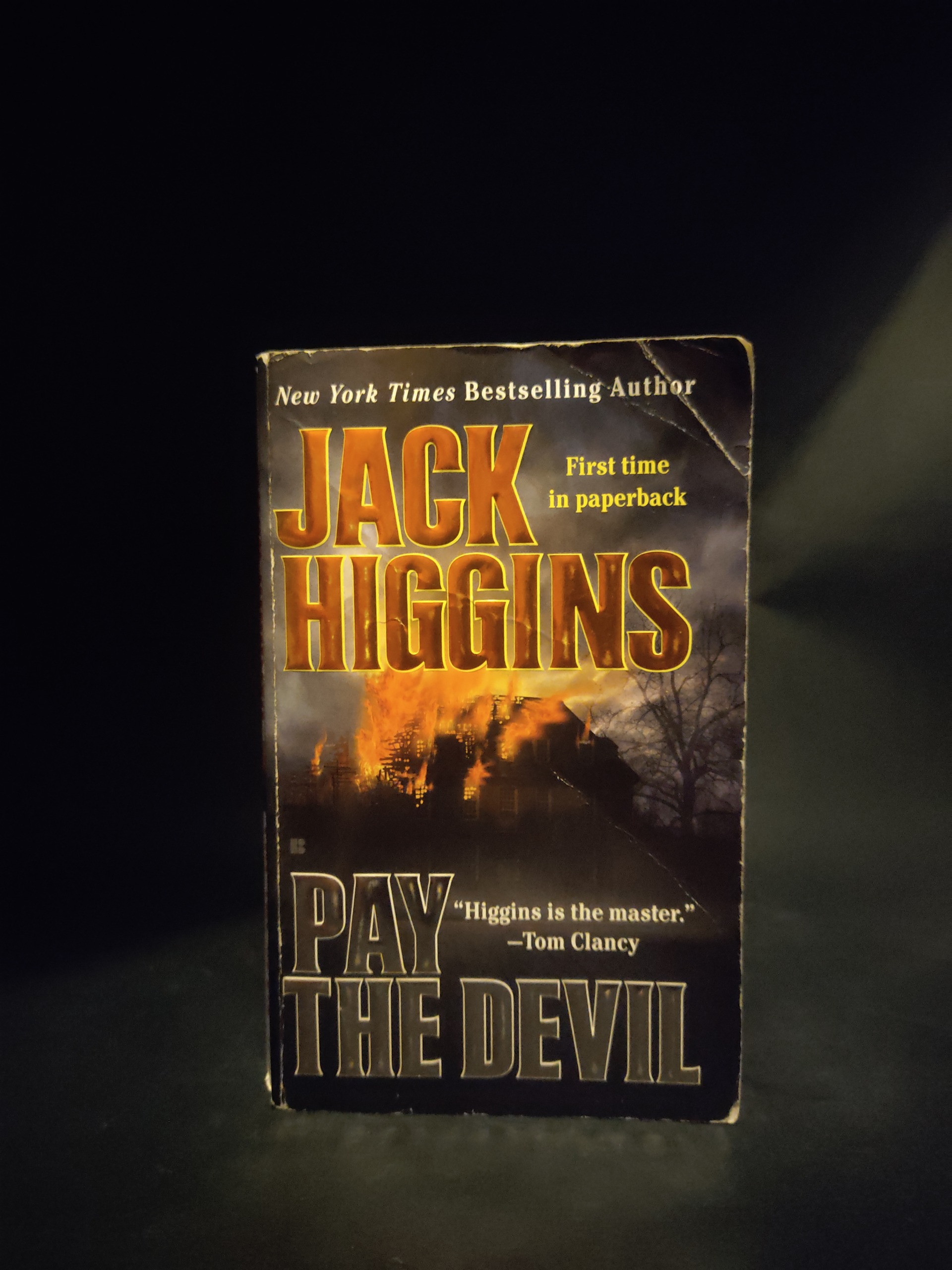 Pay The Devil Jack Higgins جک هیگینز چاپ پنگوئن