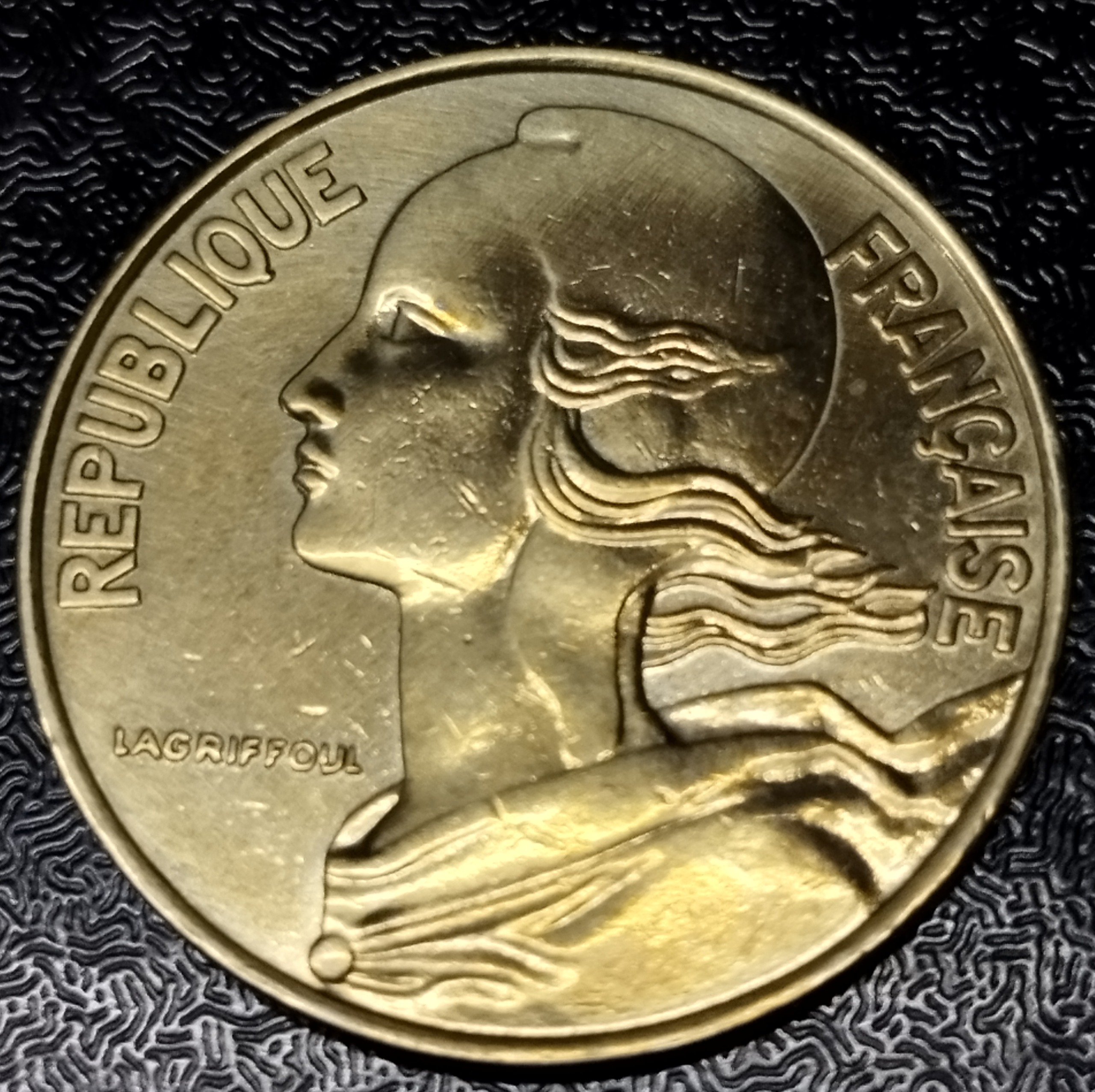 سکه زیبا وکمیاب 20 سانتیم فرانسه