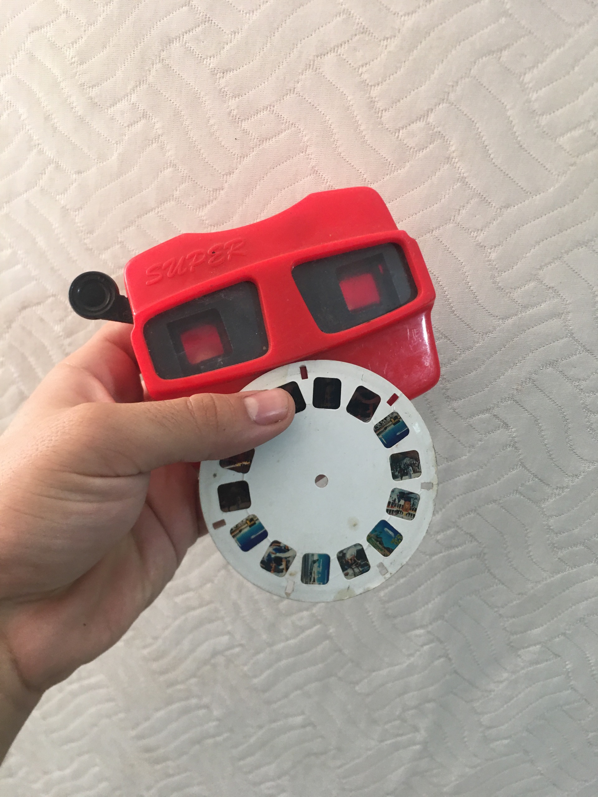 دوربین قدیمی مکه ای با فیلم