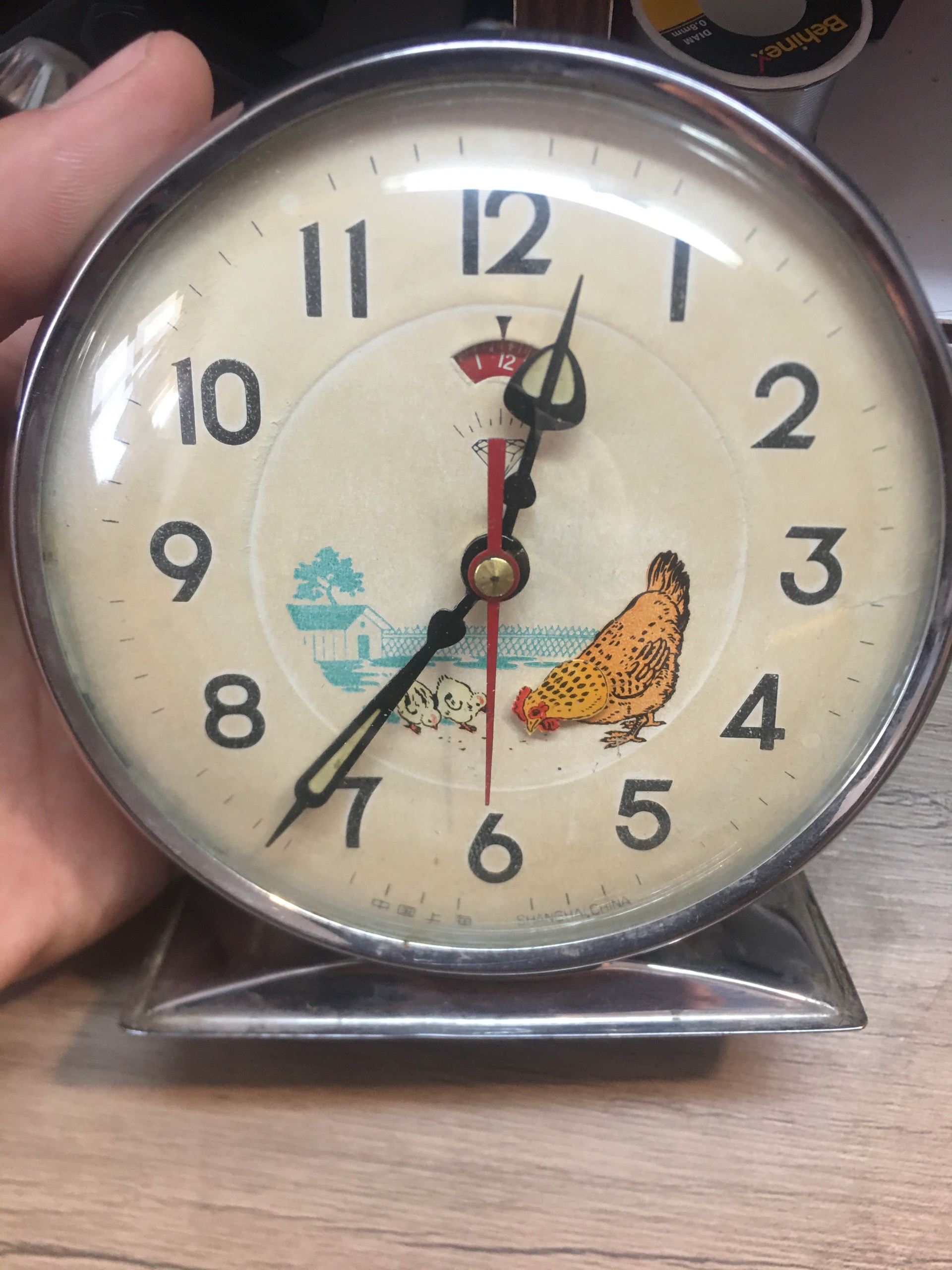 ساعت مرغی قدیمی