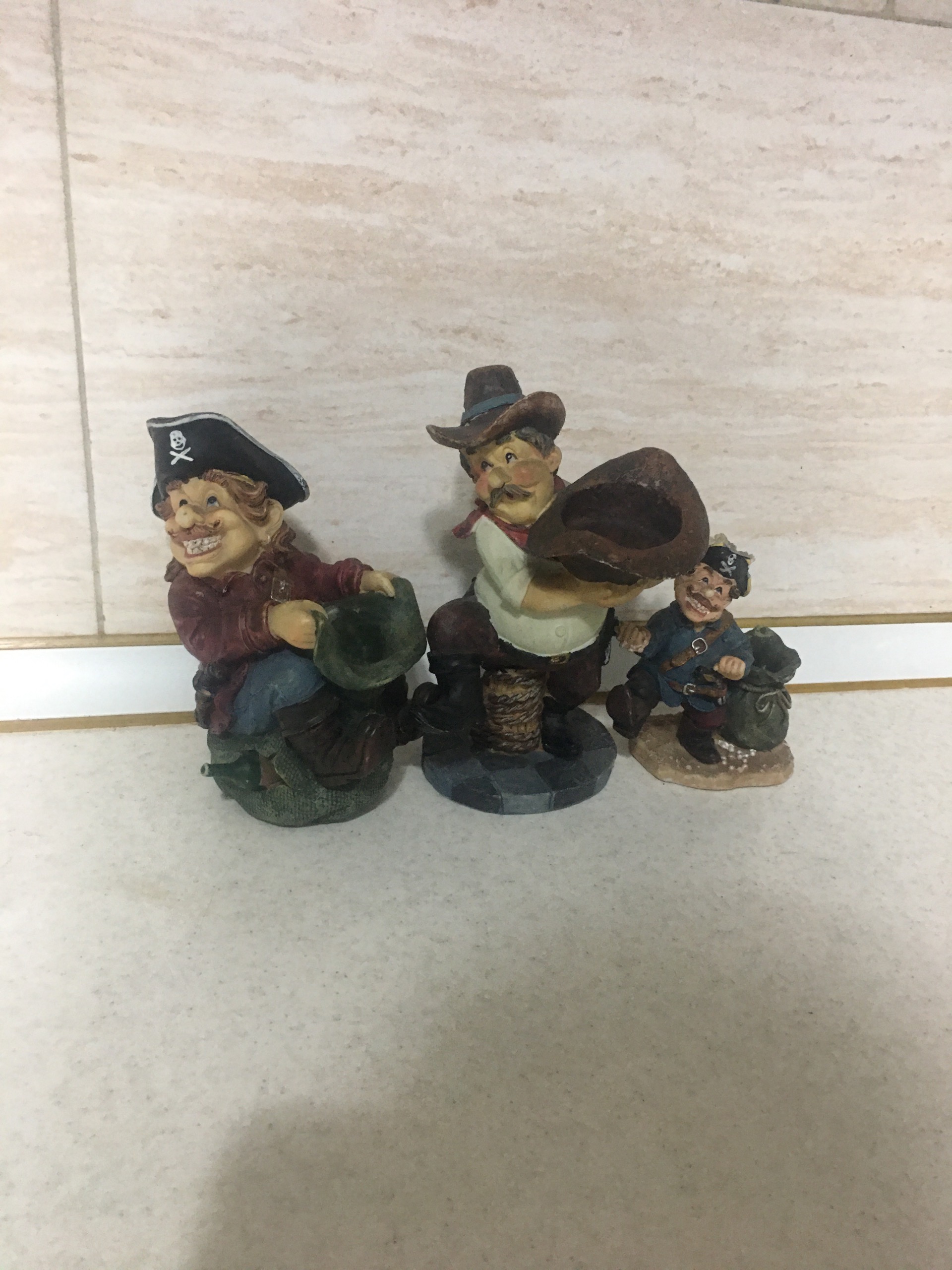 مجسمه های دکوری