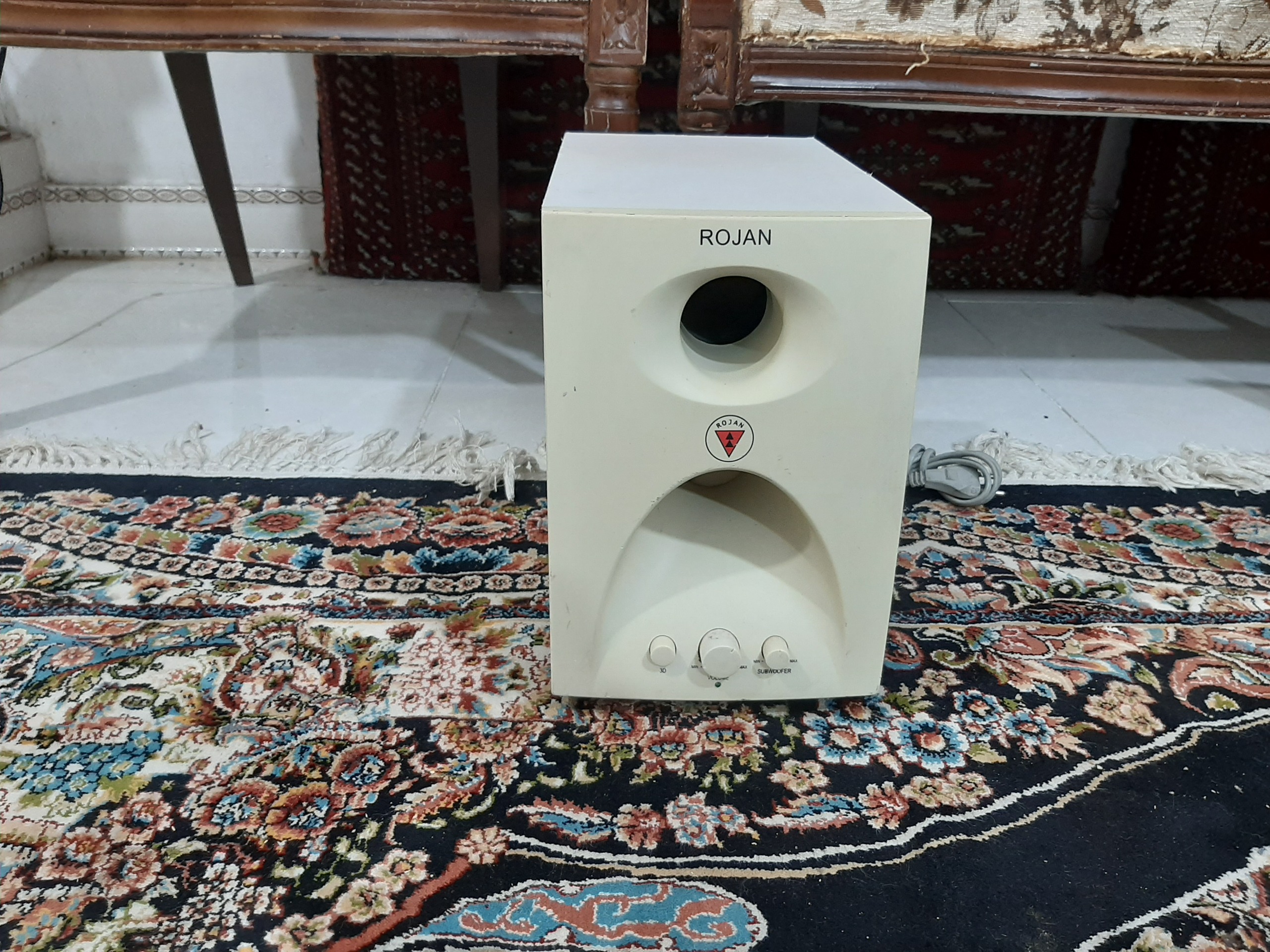 اسپیکر 2.1 کانال