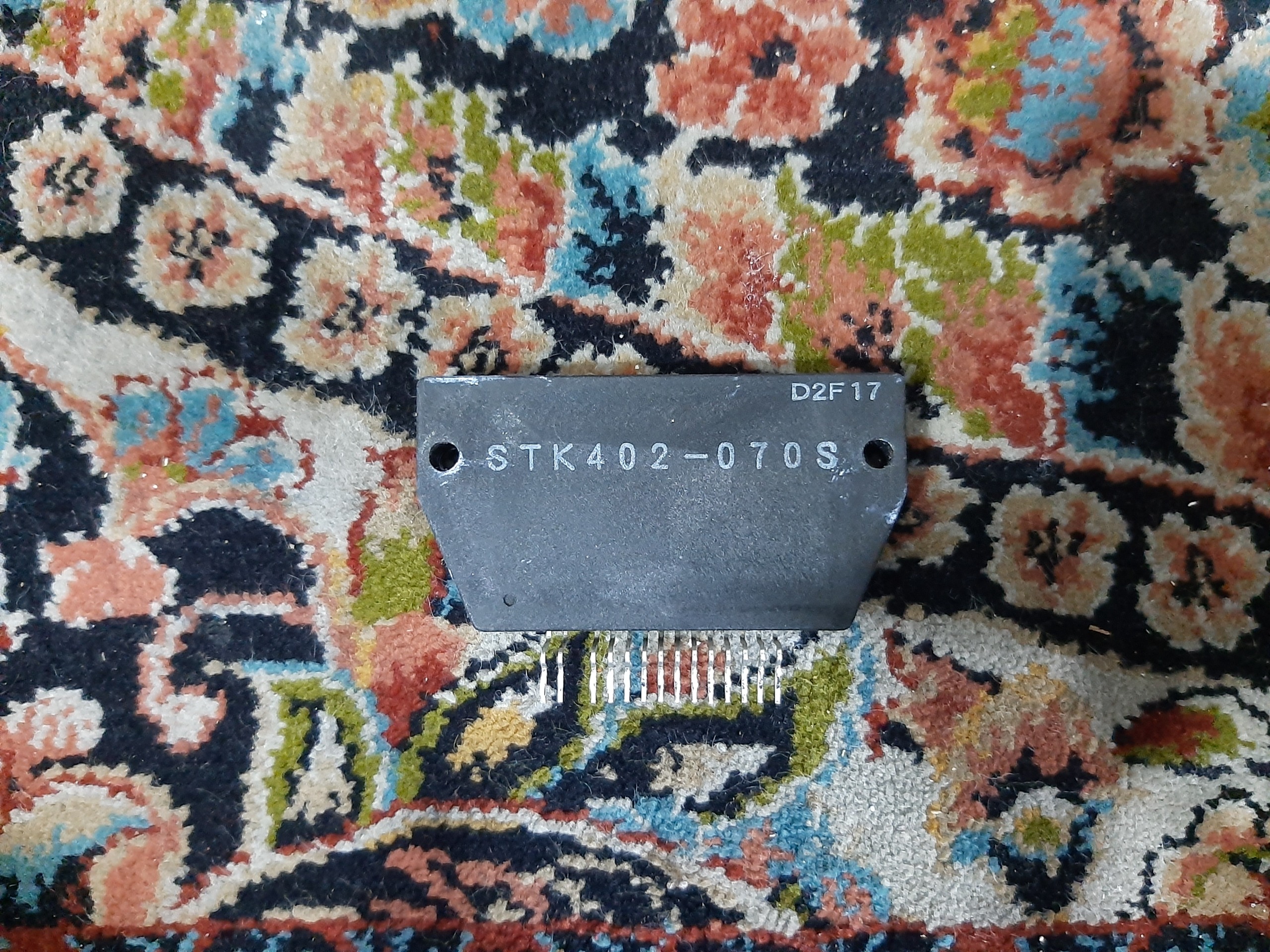 آی سی STK402-070S