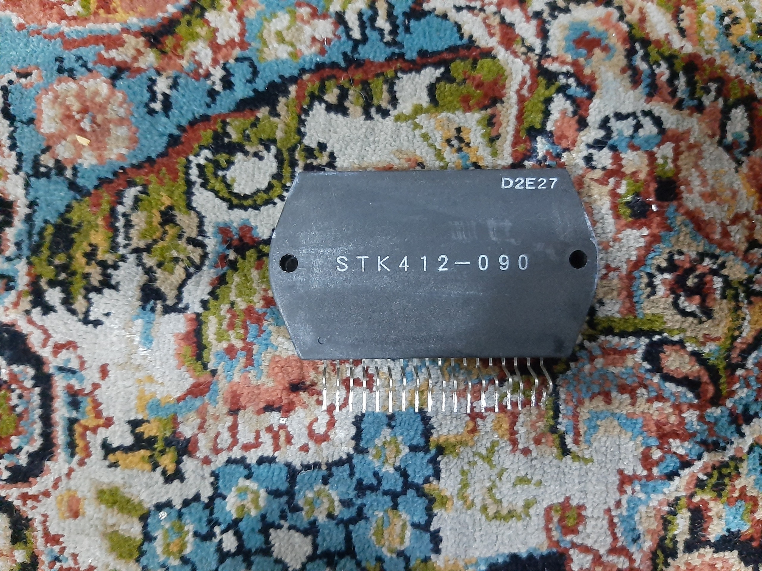 آی سی صدا STK412-090