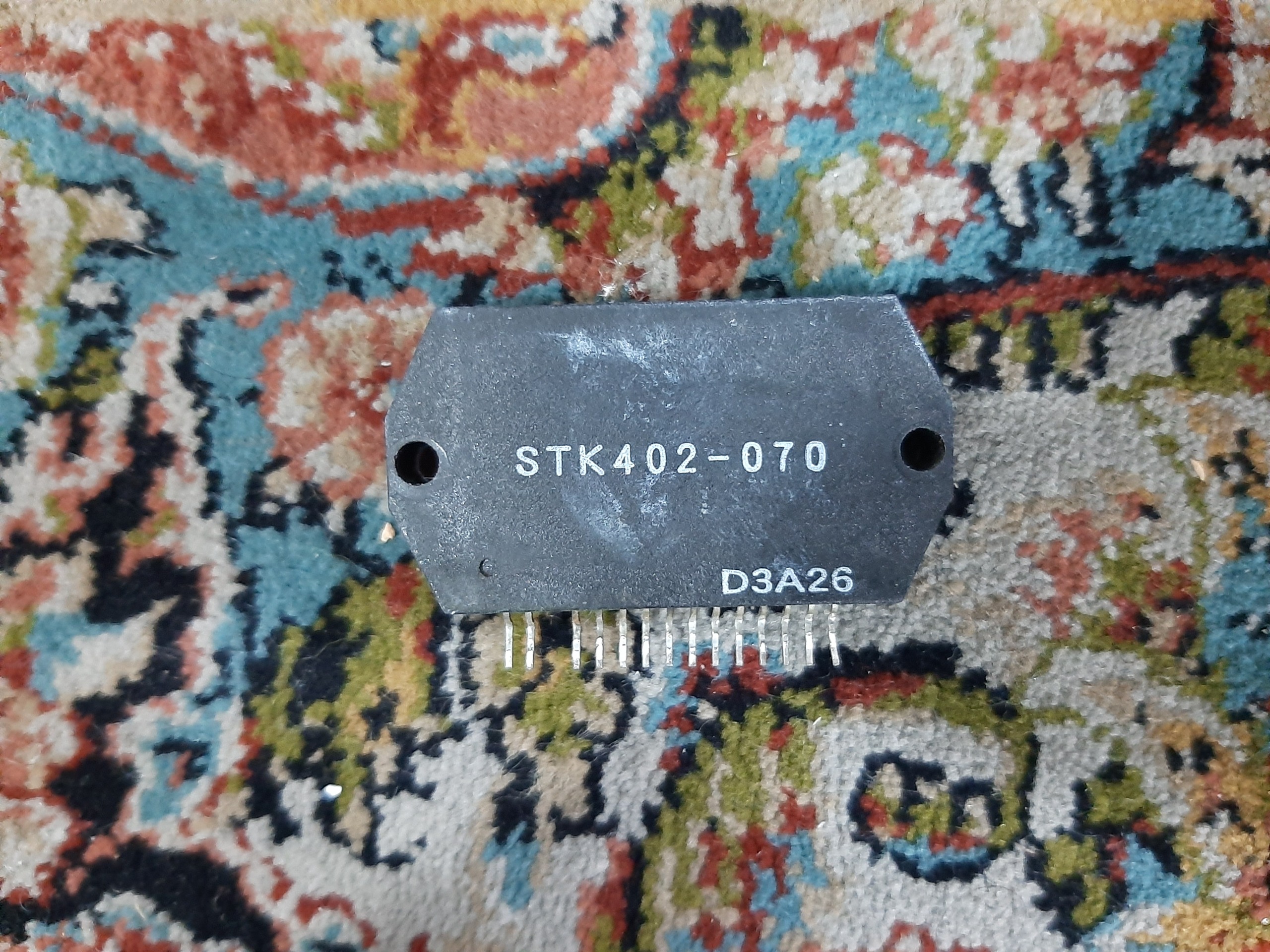 آی سی صدا STK402-070