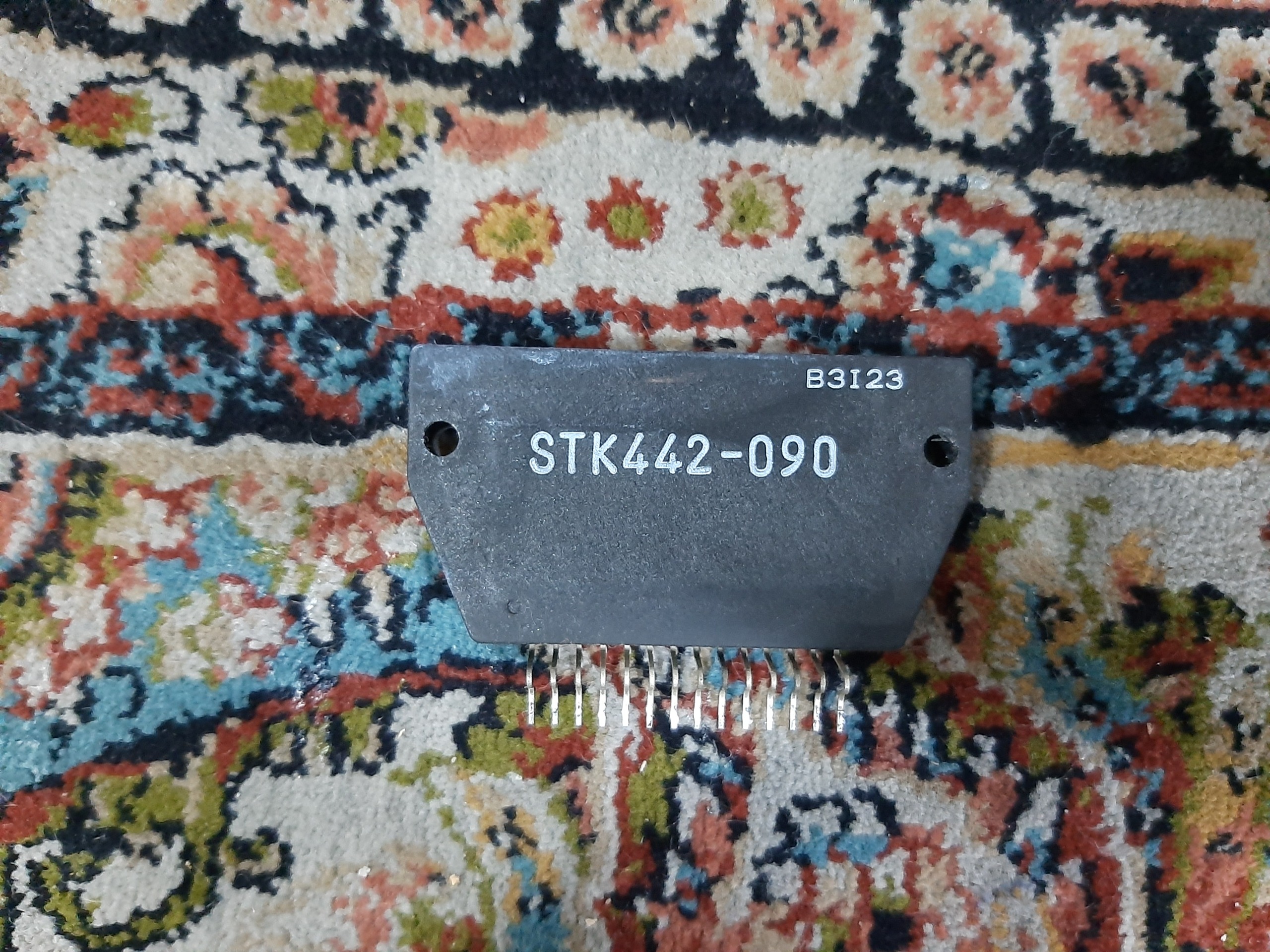 آی سی صداSTK442-090