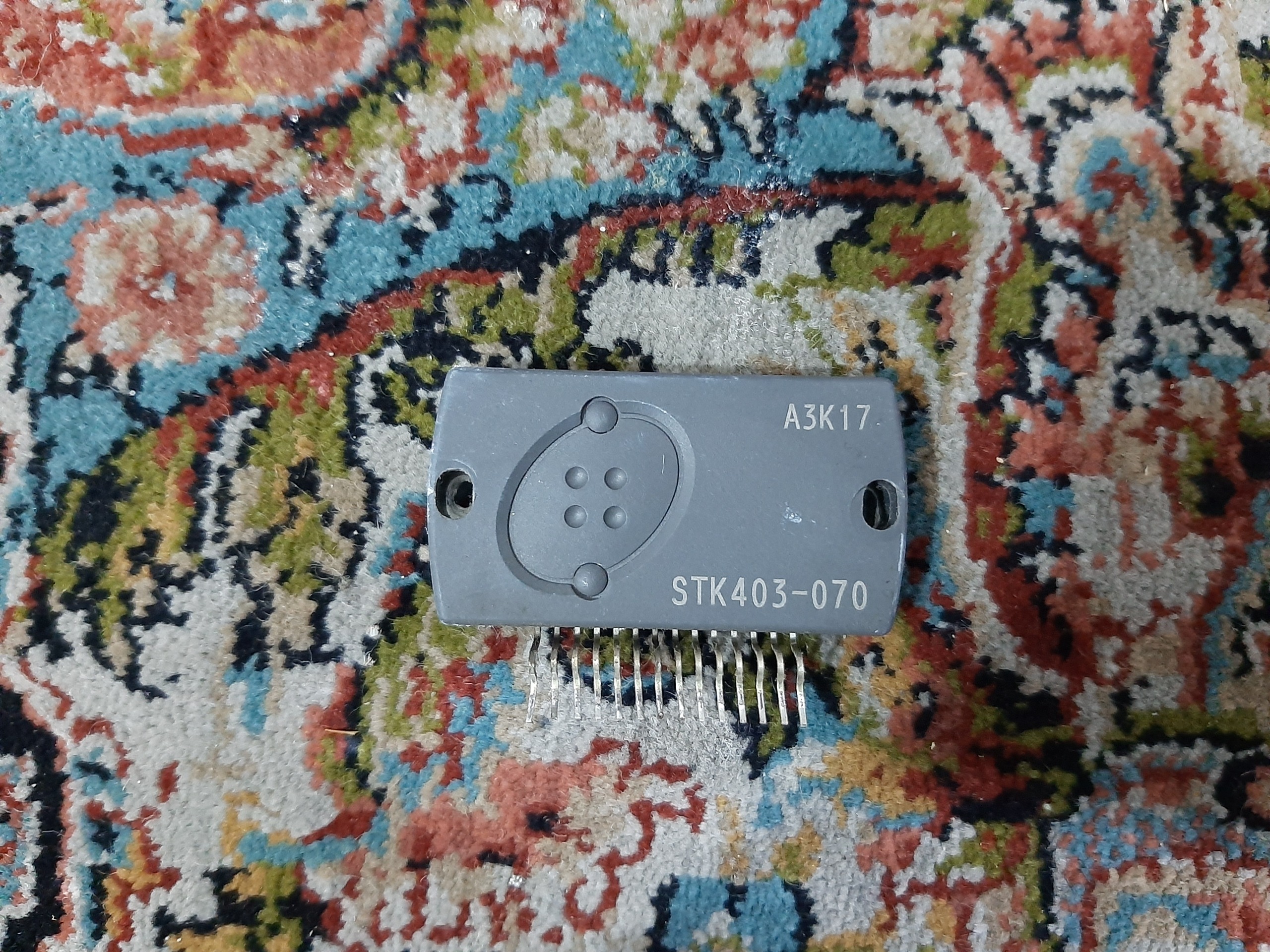 آی سی صداSTK403-070