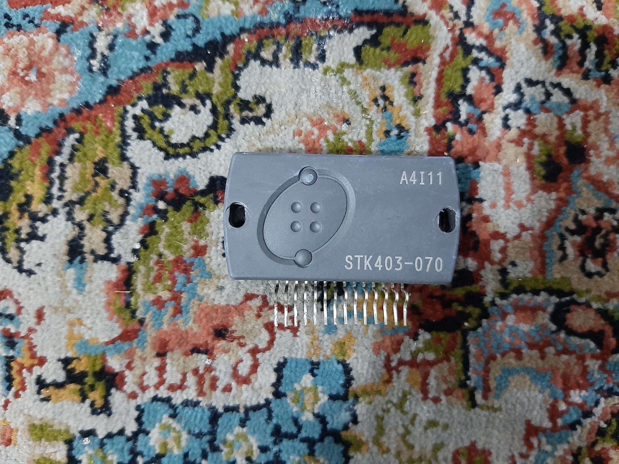 آی سی صدا STK403-070