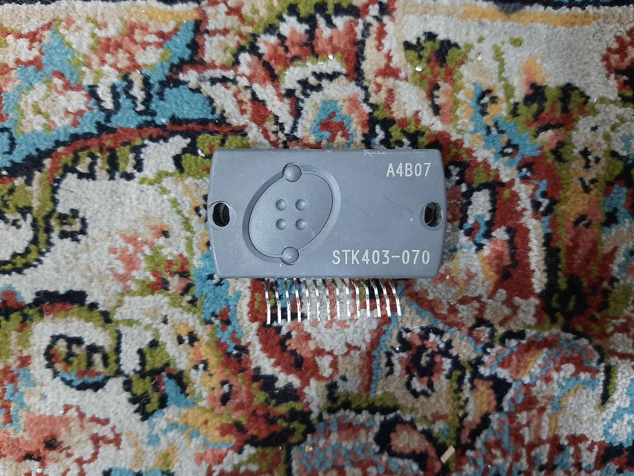 آی سی صداSTK403-070
