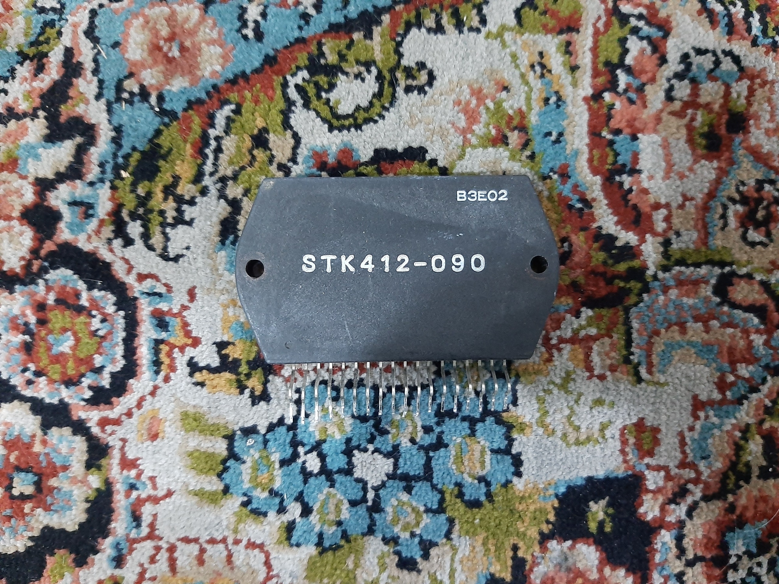 آی سی صدا STK412-090