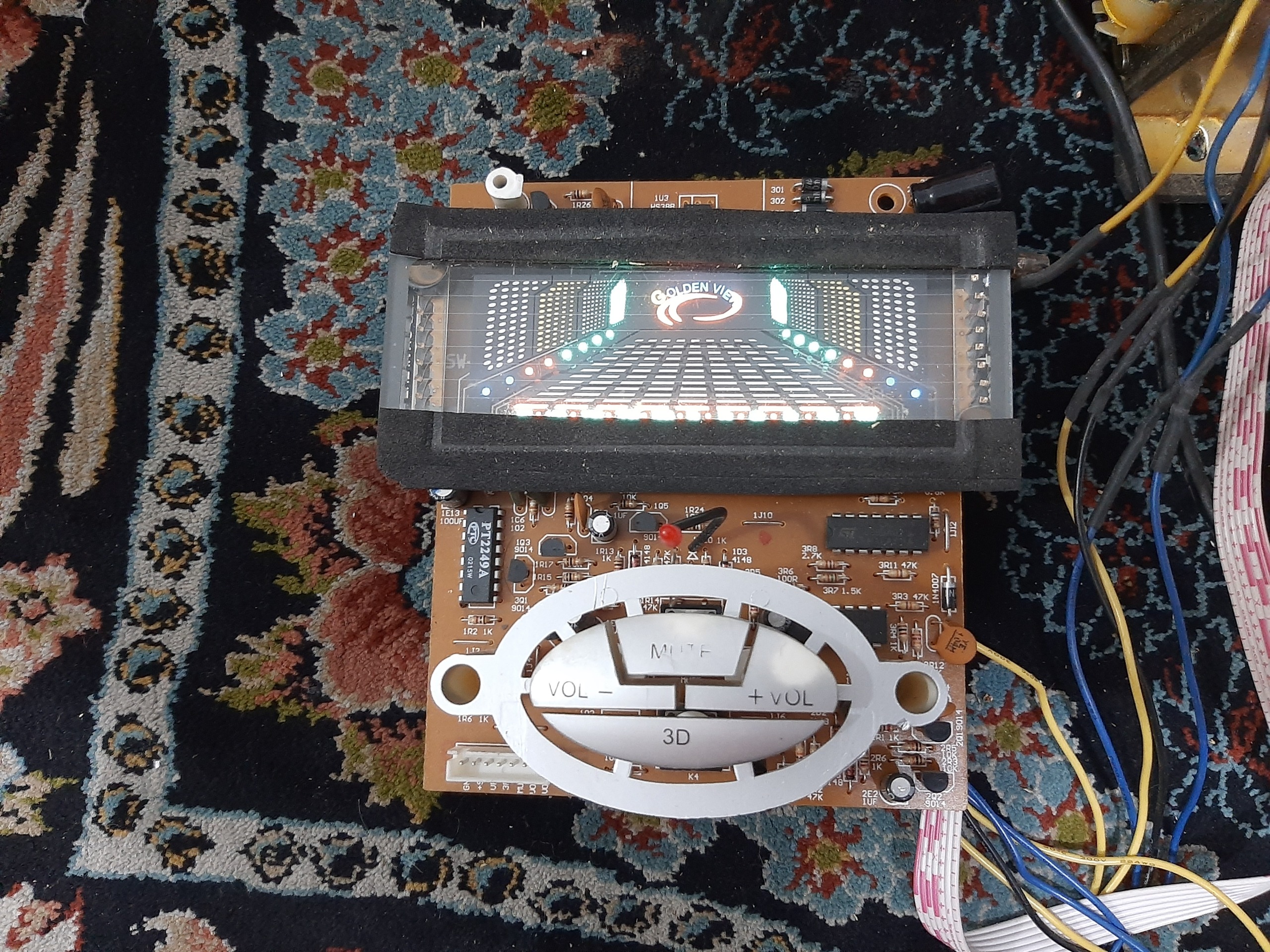آمپلی فایر 2.1 کانال گلدن
