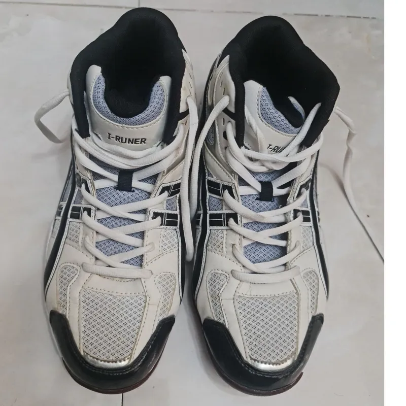 کفش کتونی مردانه مارک ای رانر