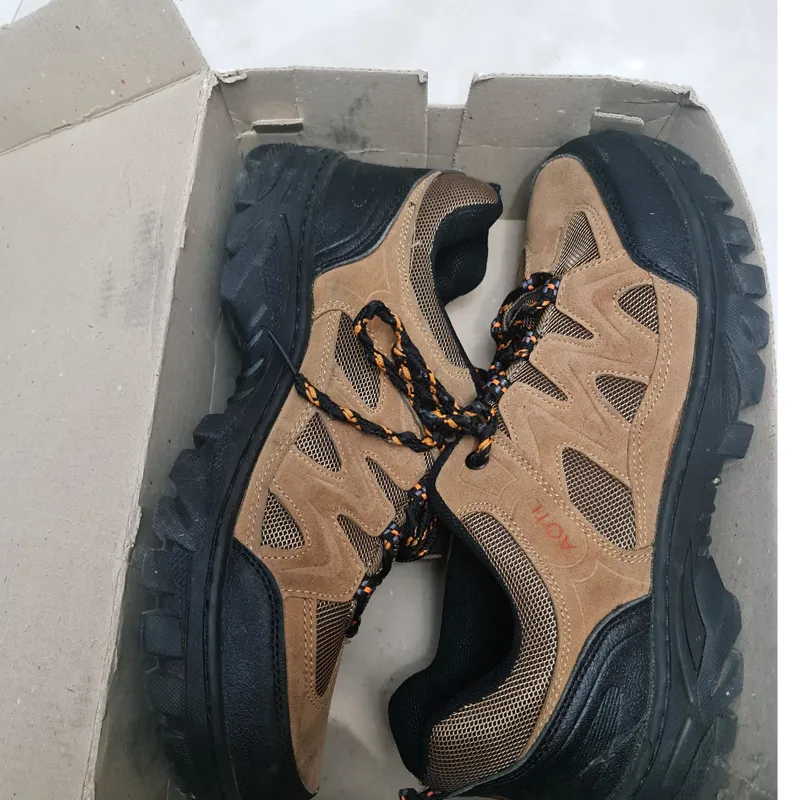 کتونی سایز 45 توضیحات دارد