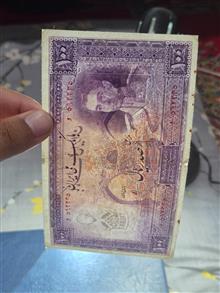 100
