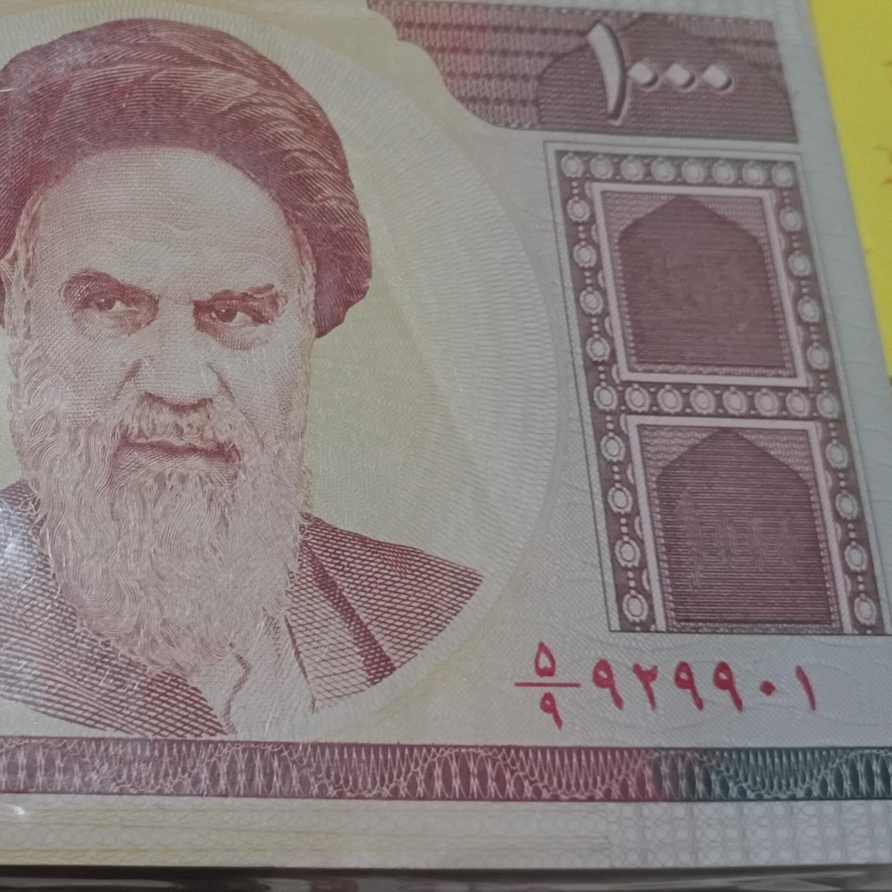100 تومنی امام شماره مزاحم و نیمه راسته