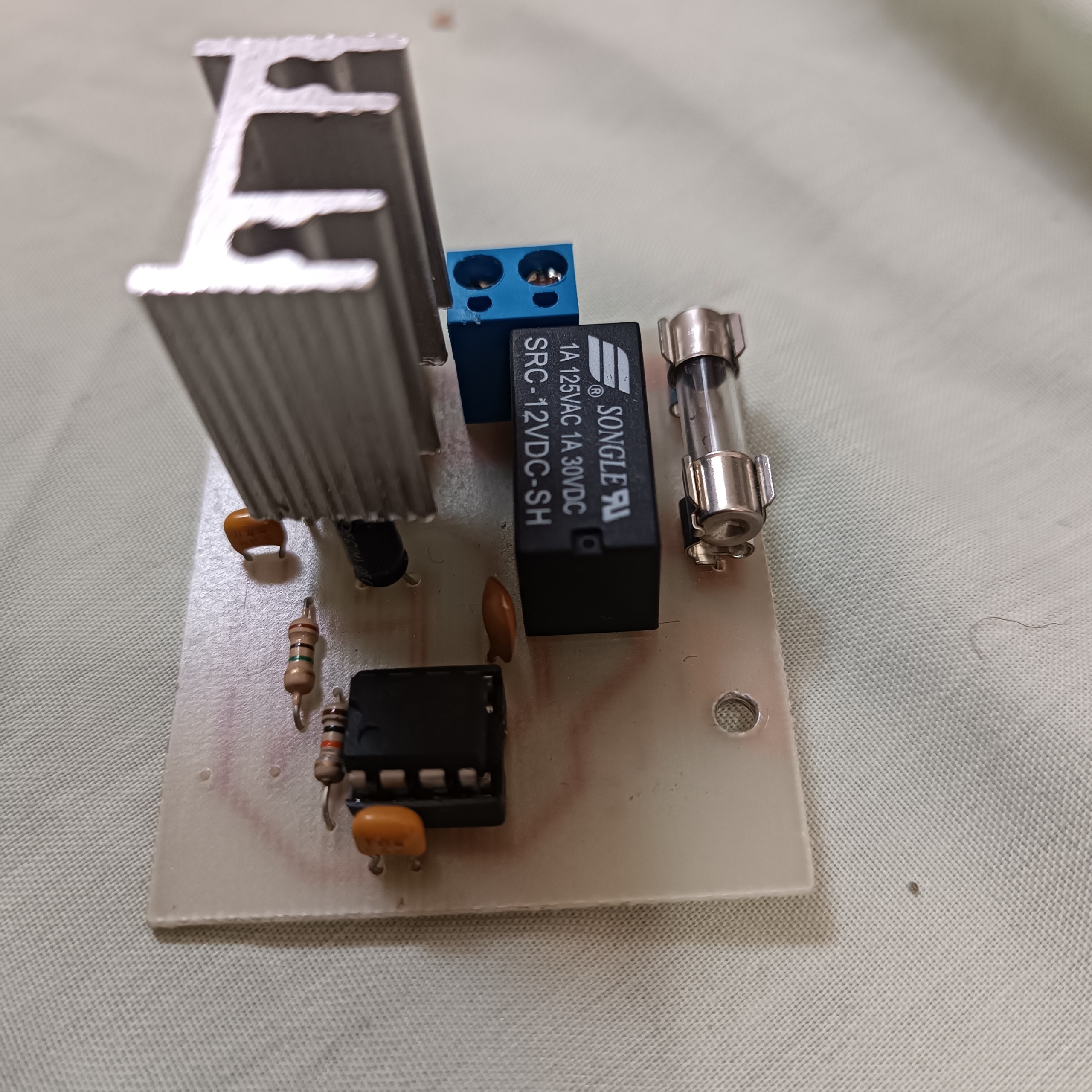 برد الکترونیکی کنترلی