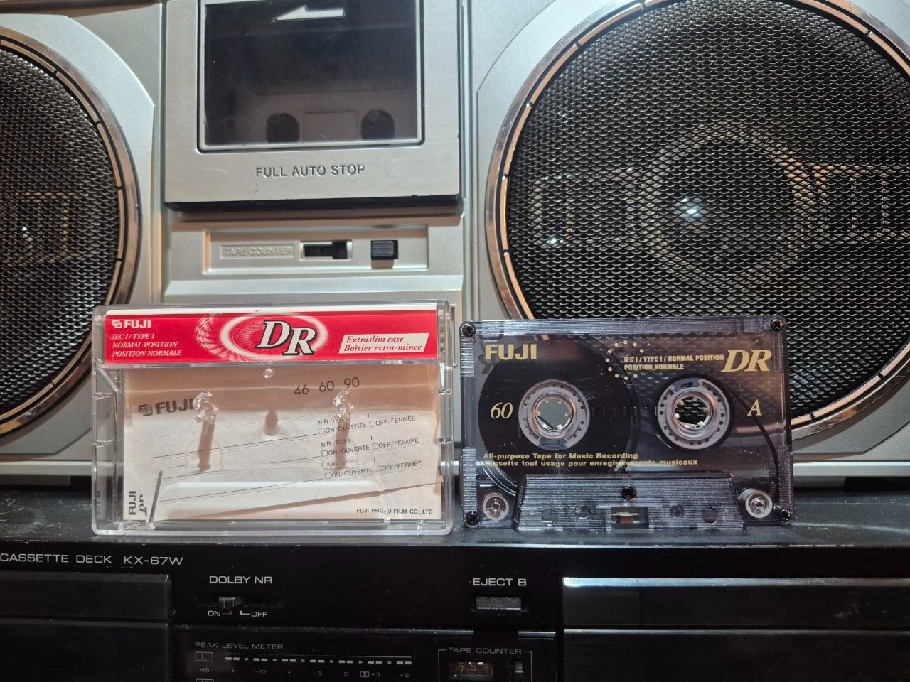 کاست فوجی مدلDR