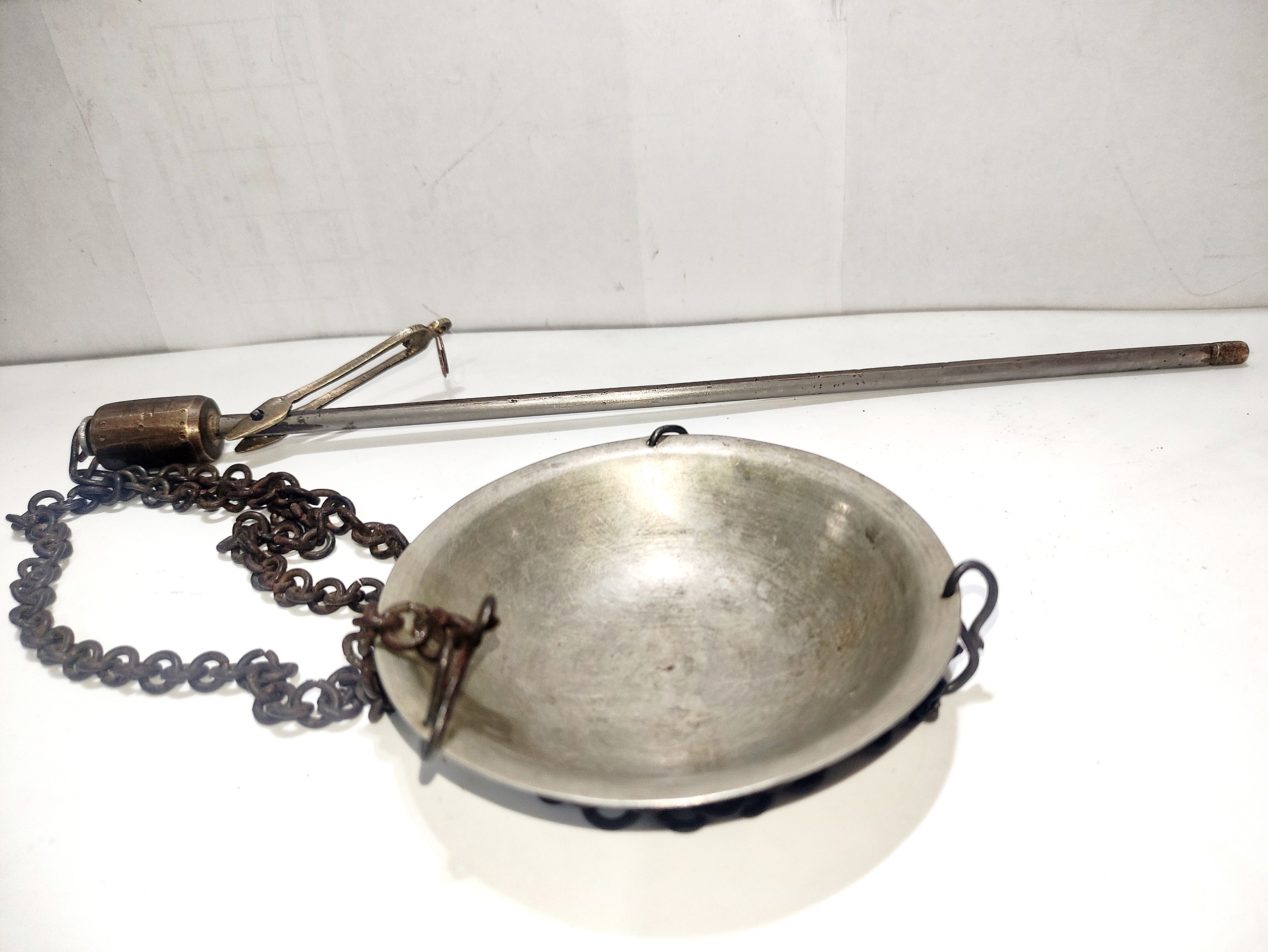 ترازوی تک کپه ای ورشو فوقالعاده زیبا و قدیمی