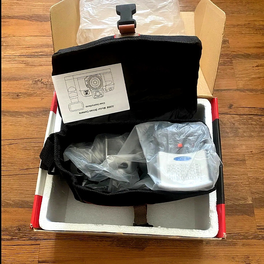 یکبار دوریین المپیا با کیف و فلاش