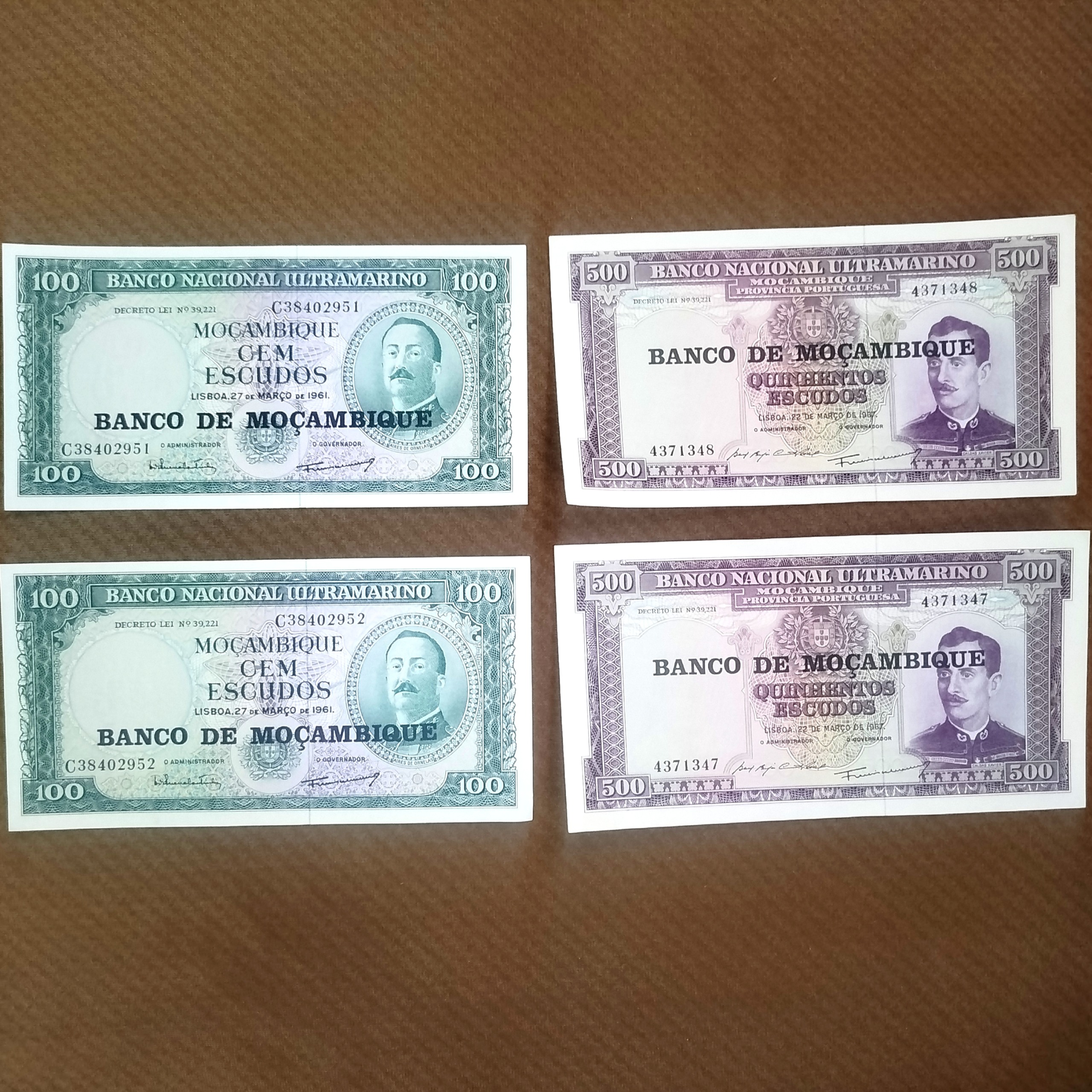دو جفت اسکناس 100 و 500 موزامبیک 1864