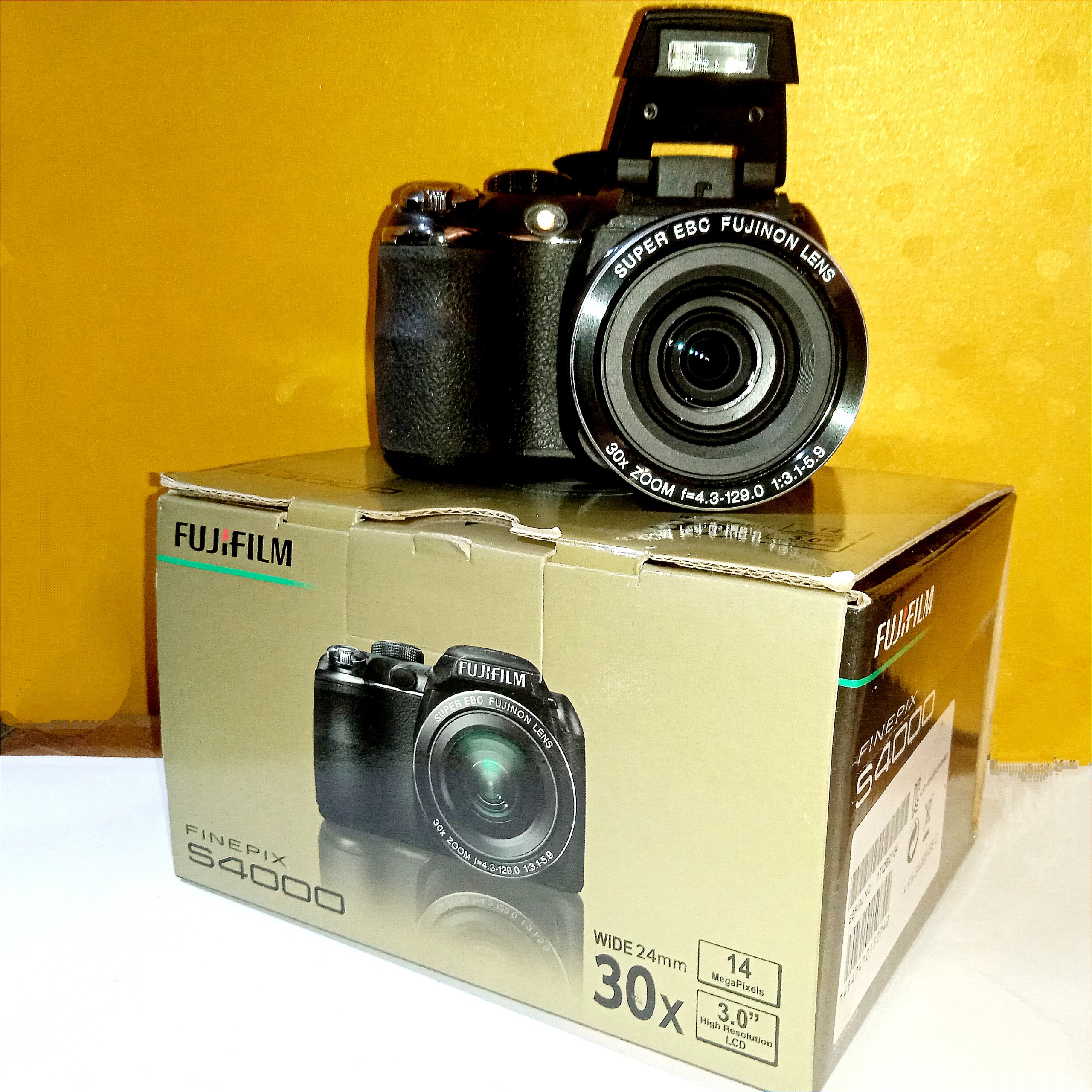 دوربین دیجیتال فوجی Fuji S4000 سوپرزوم 30X
